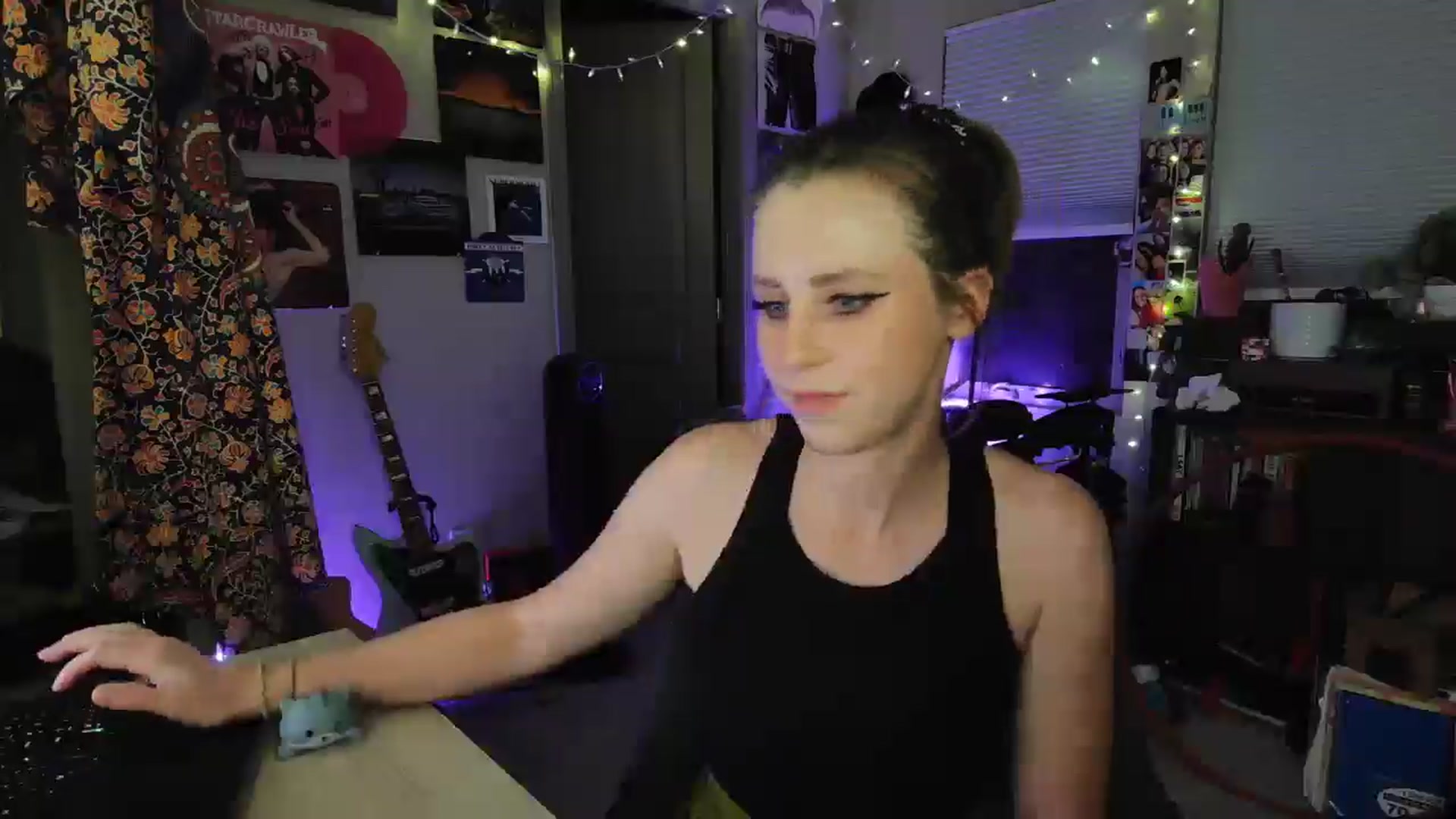 Gallery image thumbnail from Blake_Bardot's myfreecams stream on, 02/27/2026, 07:17 image 2 of 20