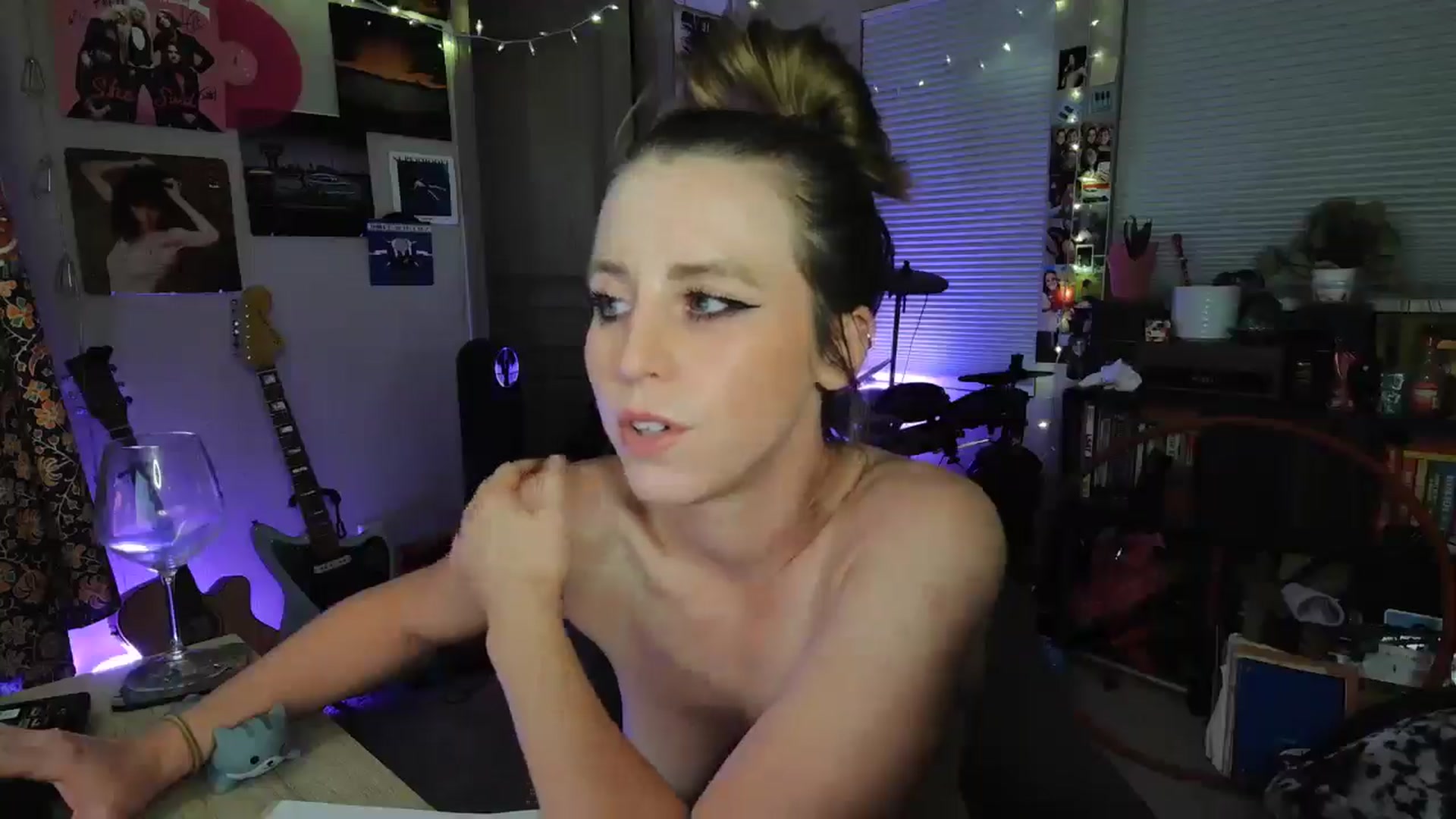 Gallery image thumbnail from Blake_Bardot's myfreecams stream on, 03/07/2026, 07:09 image 19 of 20