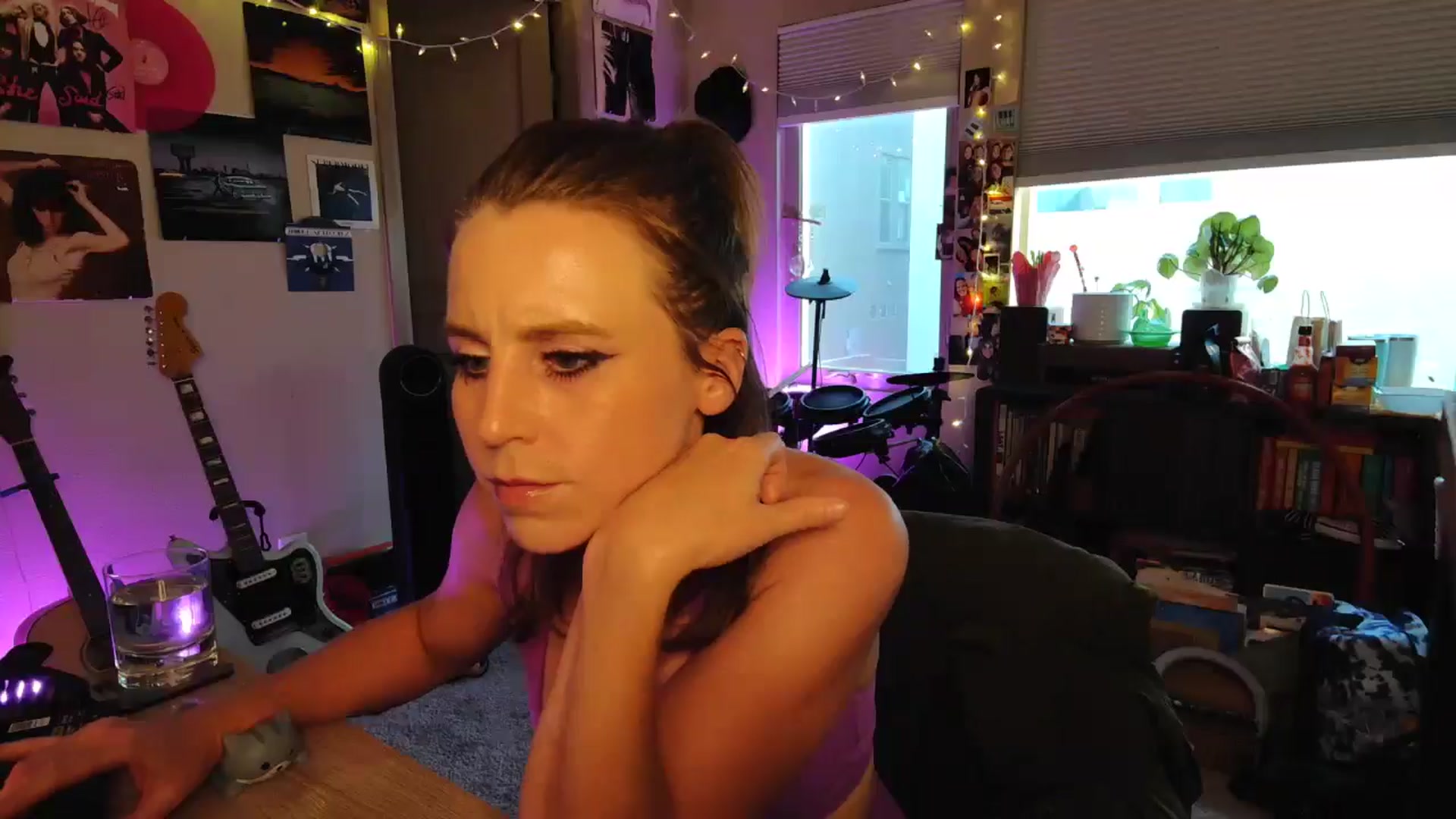 Gallery image thumbnail from Blake_Bardot's myfreecams stream on, 03/26/2026, 01:21 image 10 of 20
