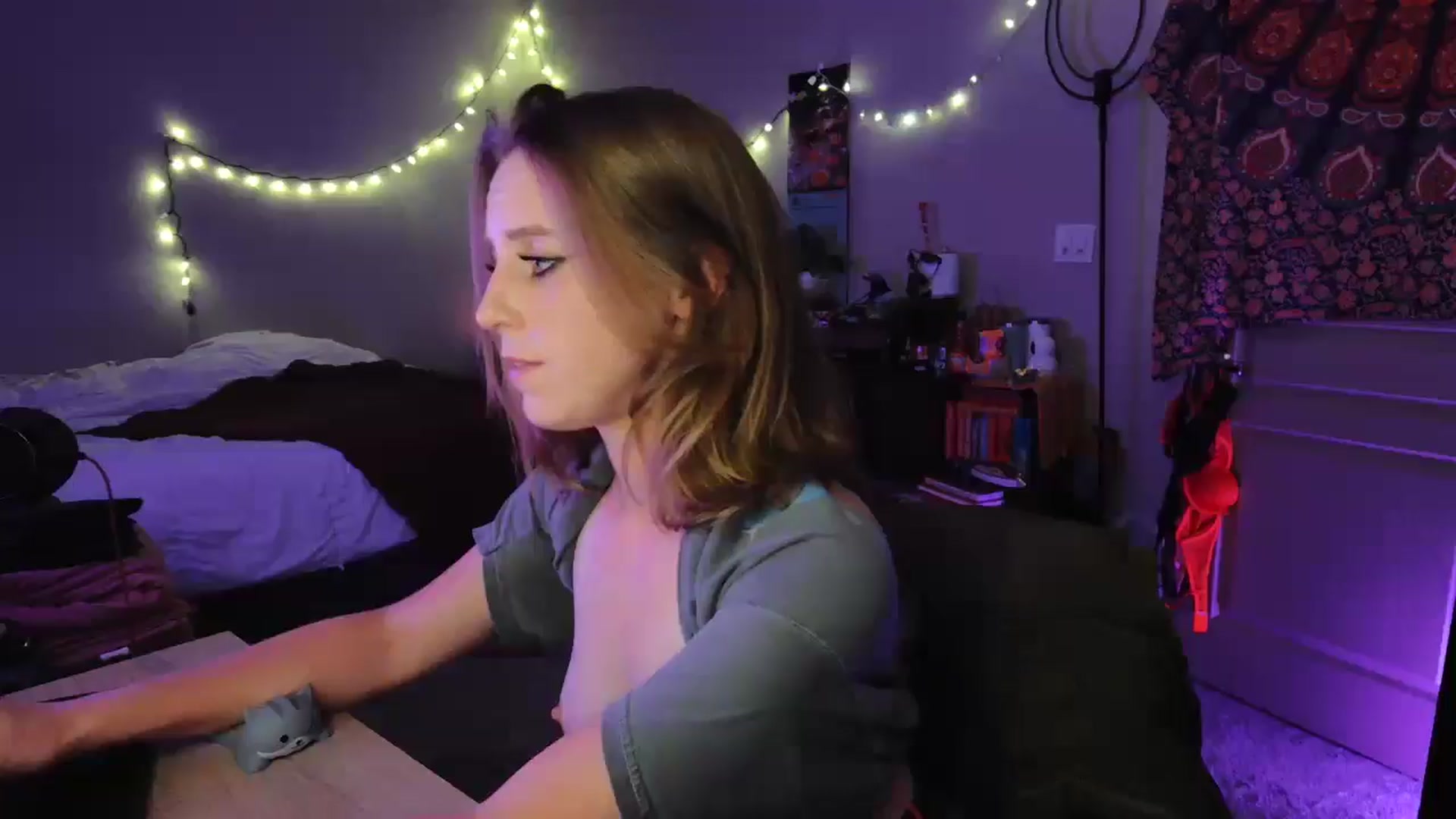 Gallery image thumbnail from Blake_Bardot's myfreecams stream on, 04/01/2026, 05:19 image 16 of 20
