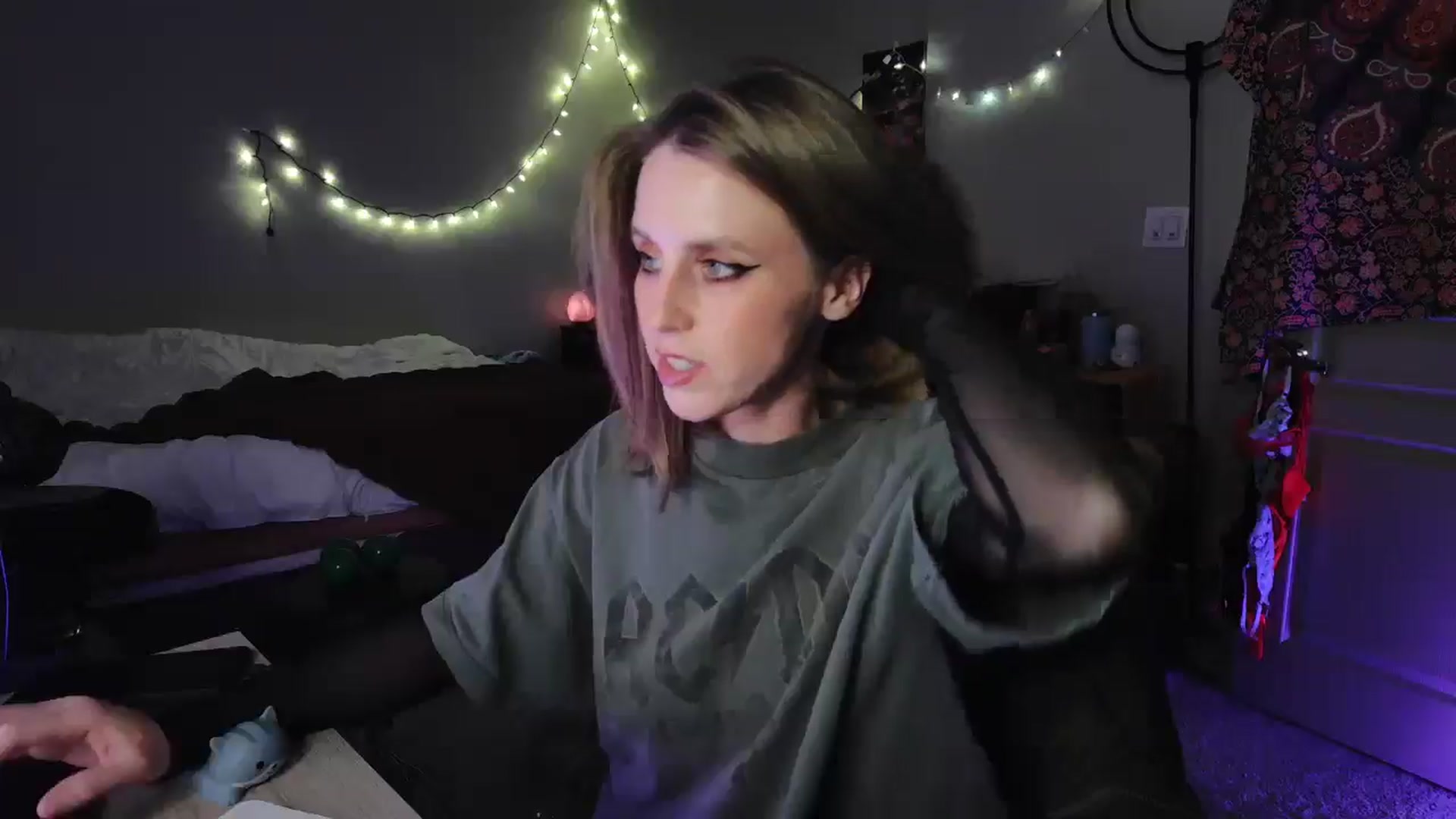 Gallery image thumbnail from Blake_Bardot's myfreecams stream on, 05/06/2026, 04:20 image 19 of 20