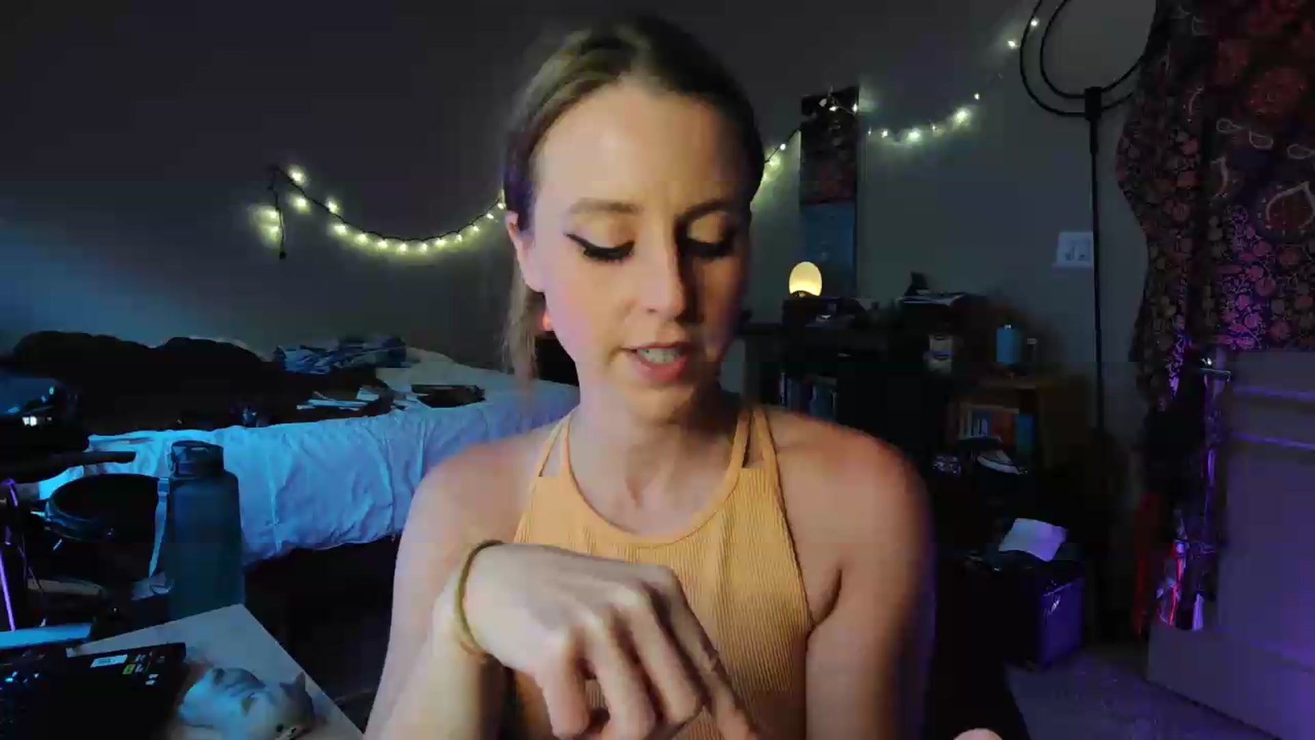Gallery image thumbnail from Blake_Bardot's myfreecams stream on, 08/04/2026, 05:06 image 1 of 20