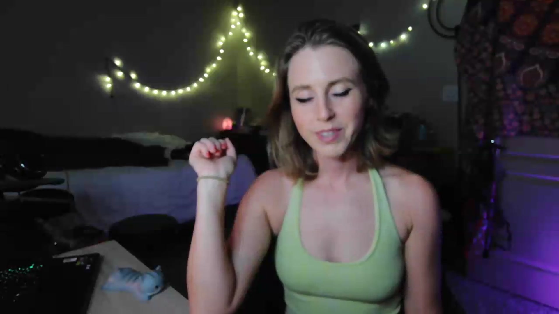 Gallery image thumbnail from Blake_Bardot's myfreecams stream on, 08/12/2026, 04:43 image 6 of 20