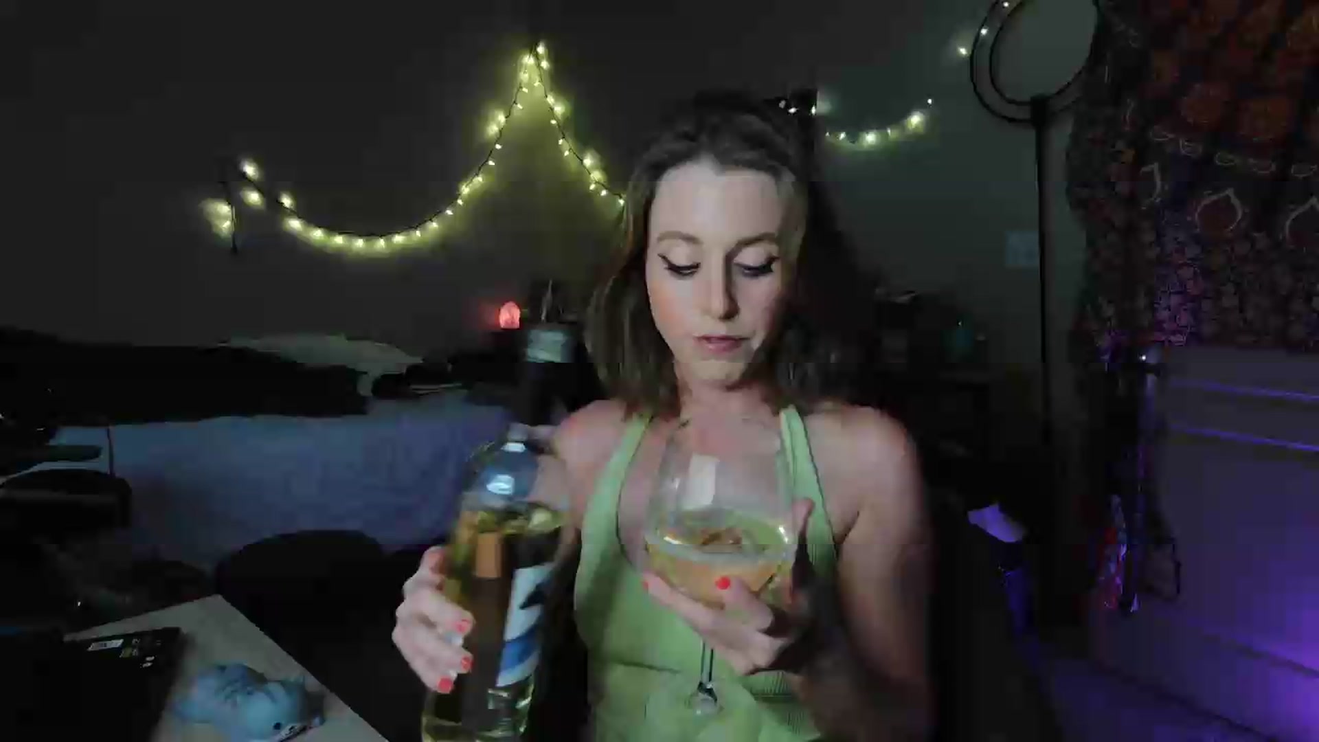 Gallery image thumbnail from Blake_Bardot's myfreecams stream on, 08/12/2026, 04:43 image 1 of 20