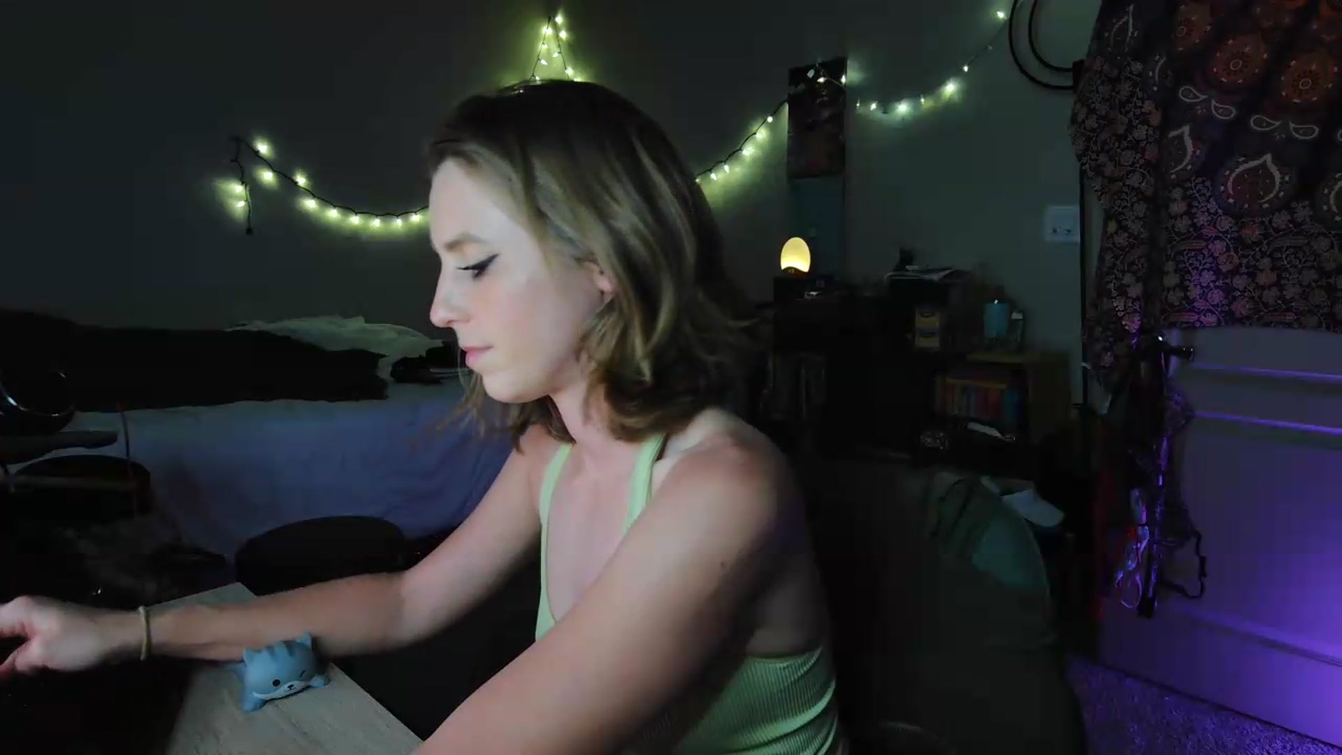 Gallery image thumbnail from Blake_Bardot's myfreecams stream on, 08/12/2026, 04:43 image 15 of 20