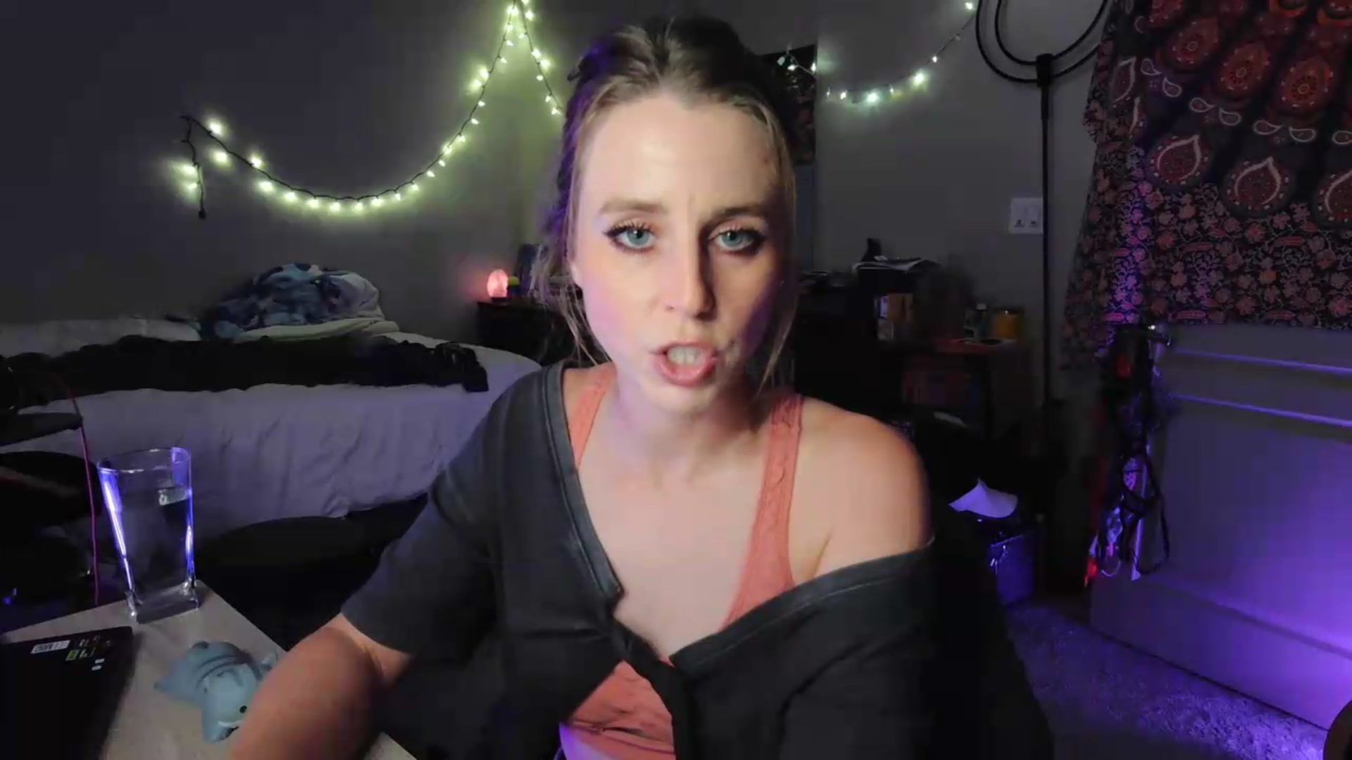 Gallery image thumbnail from Blake_Bardot's myfreecams stream on, 08/23/2026, 05:55 image 4 of 20