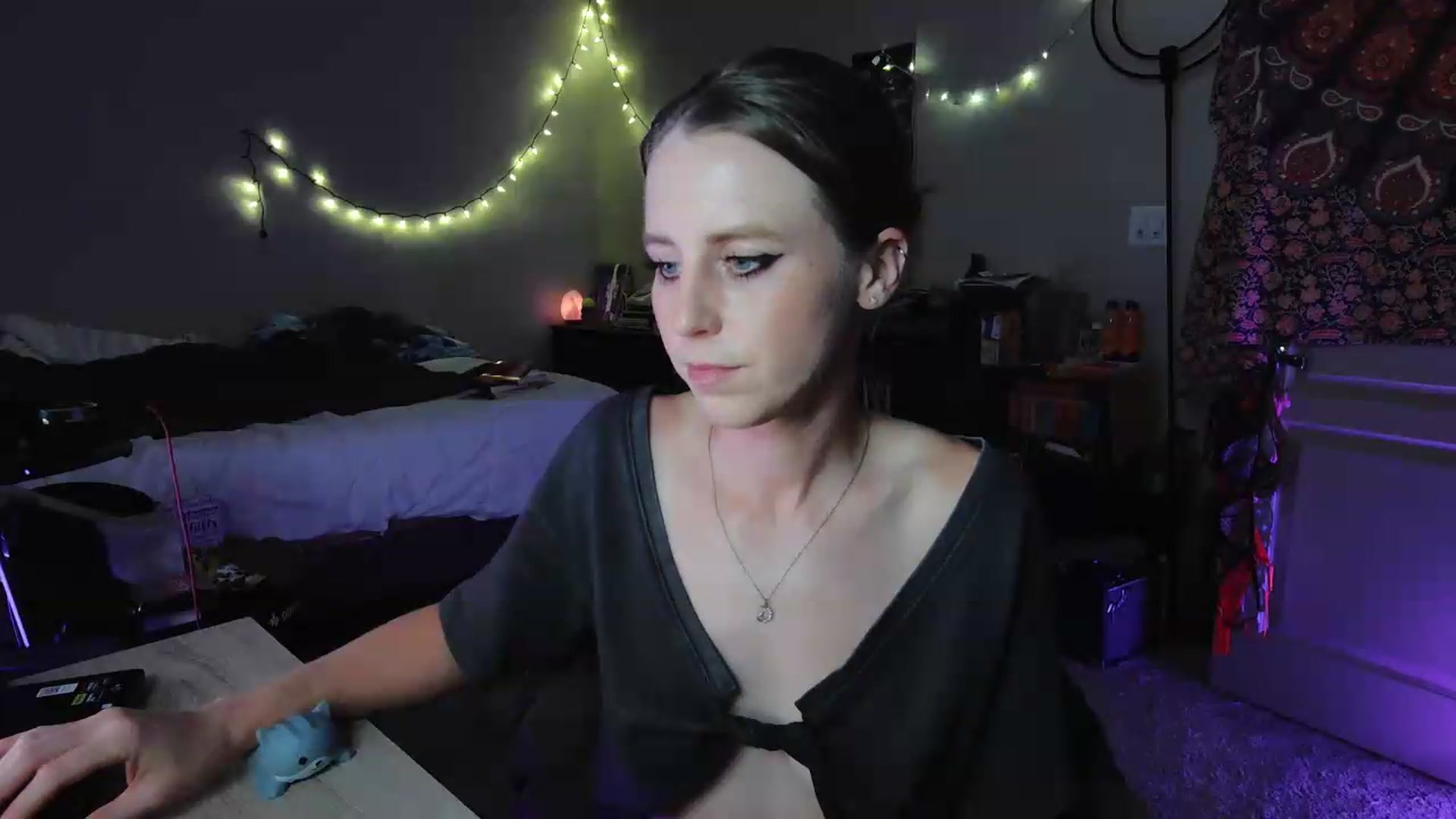 Gallery image thumbnail from Blake_Bardot's myfreecams stream on, 08/28/2026, 05:44 image 18 of 20
