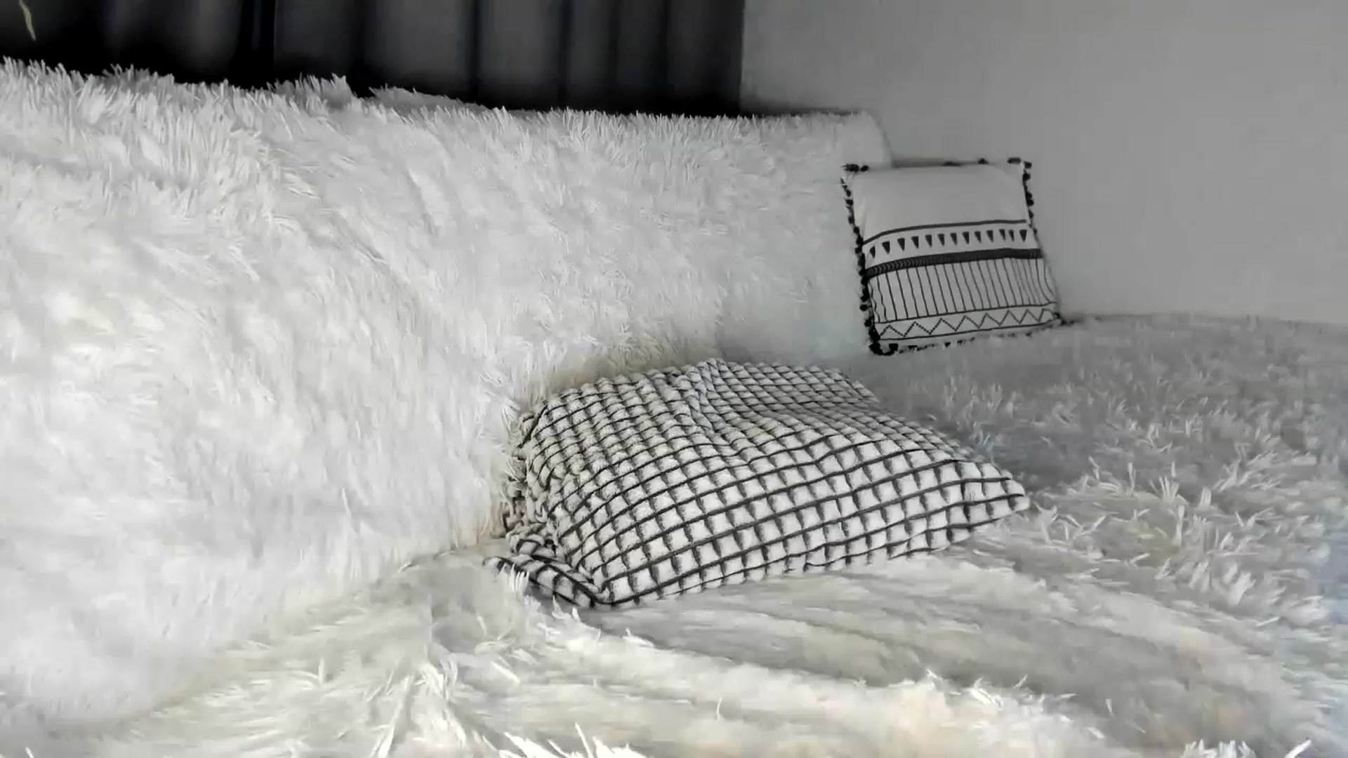 Gallery image thumbnail from Blake_Star's myfreecams stream on, 06/07/2023, 23:29 image 13 of 20