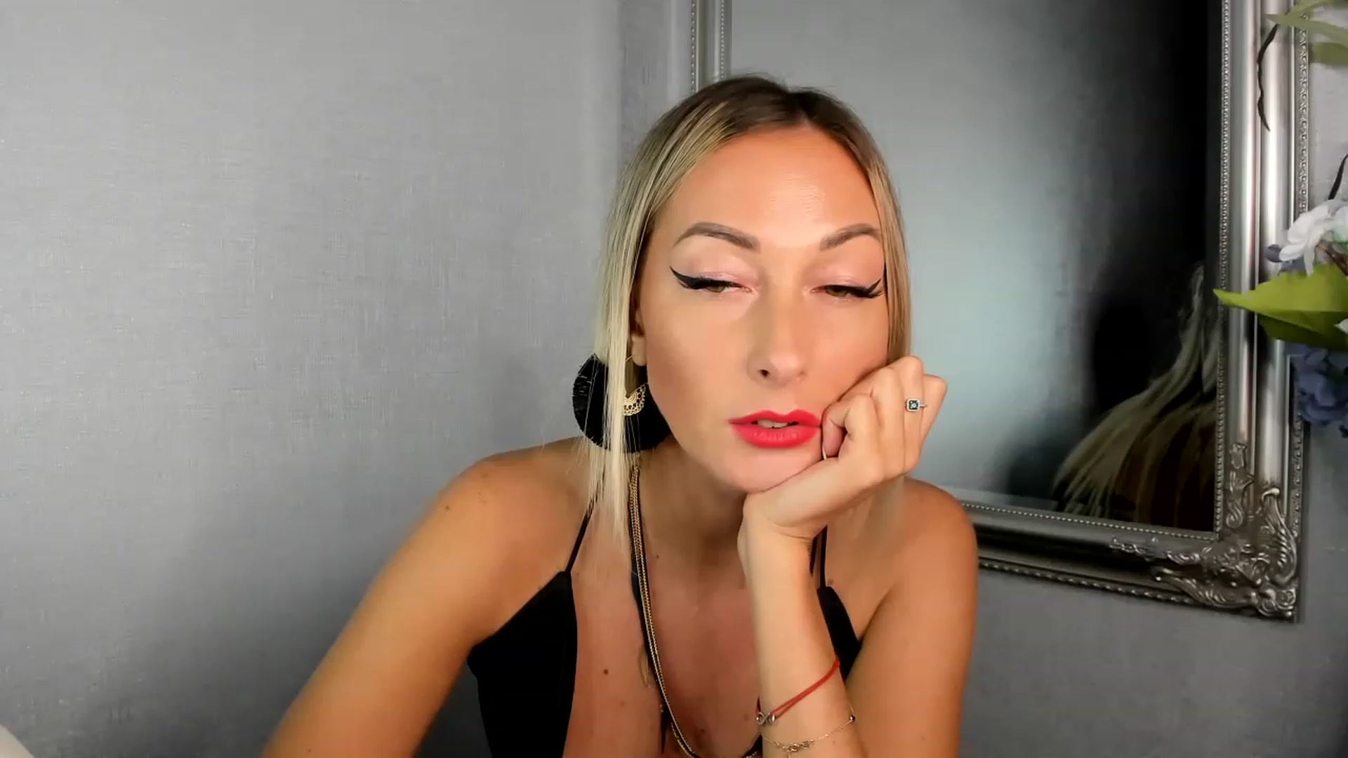 Gallery image thumbnail from Blake_Star's myfreecams stream on, 07/20/2023, 23:10 image 6 of 20