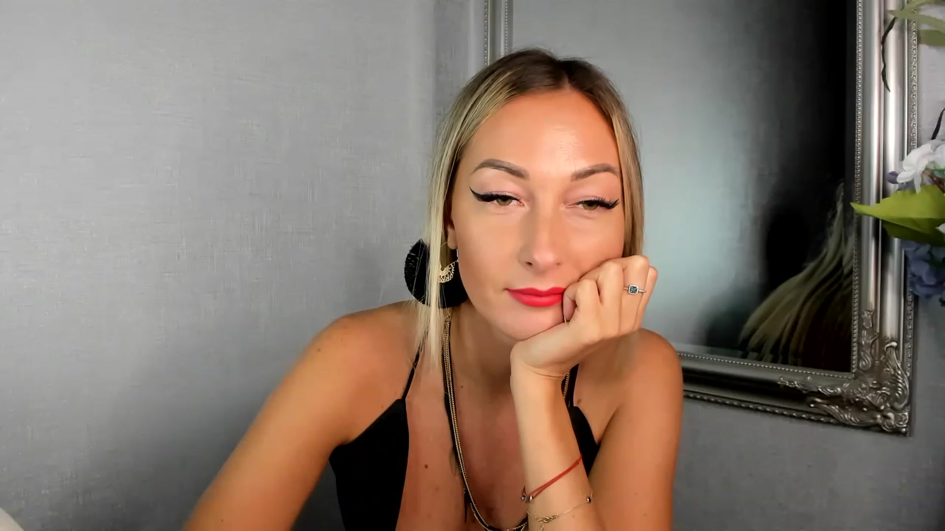 Gallery image thumbnail from Blake_Star's myfreecams stream on, 07/20/2023, 23:10 image 5 of 20