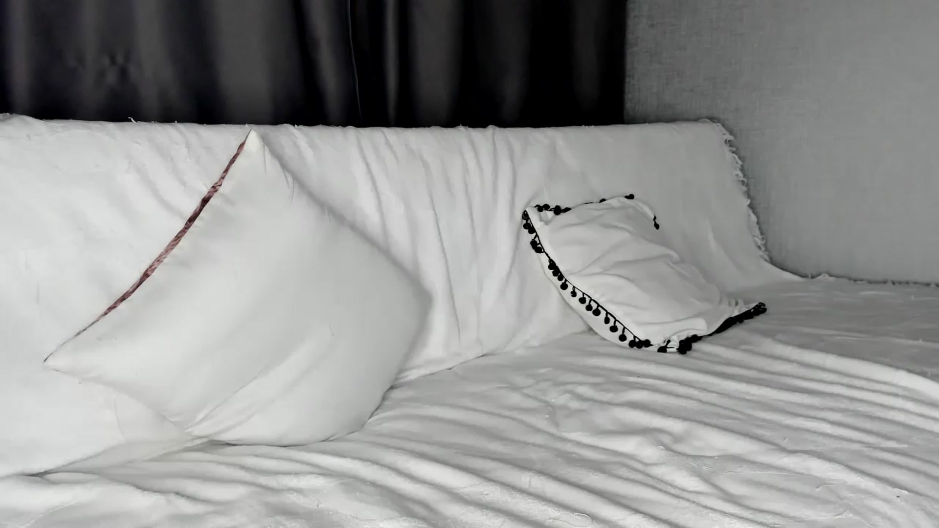 Gallery image thumbnail from Blake_Star's myfreecams stream on, 09/04/2023, 22:46 image 16 of 20