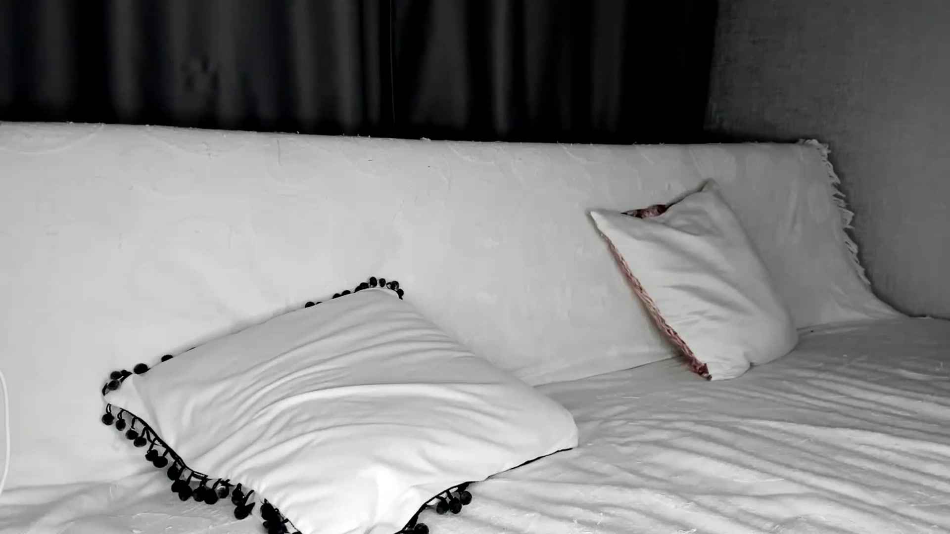Gallery image thumbnail from Blake_Star's myfreecams stream on, 09/09/2023, 20:40 image 5 of 20