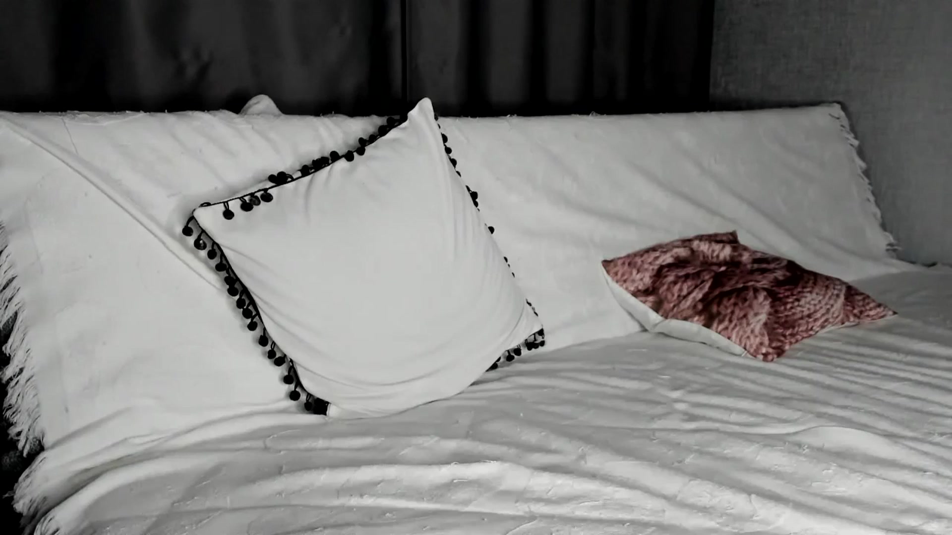 Gallery image thumbnail from Blake_Star's myfreecams stream on, 10/17/2023, 21:49 image 13 of 20