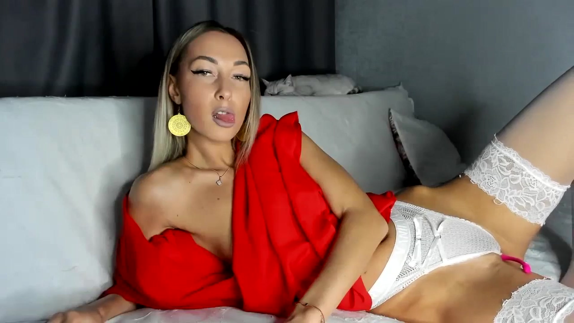 Gallery image thumbnail from Blake_Star's myfreecams stream on, 10/29/2023, 18:01 image 12 of 20