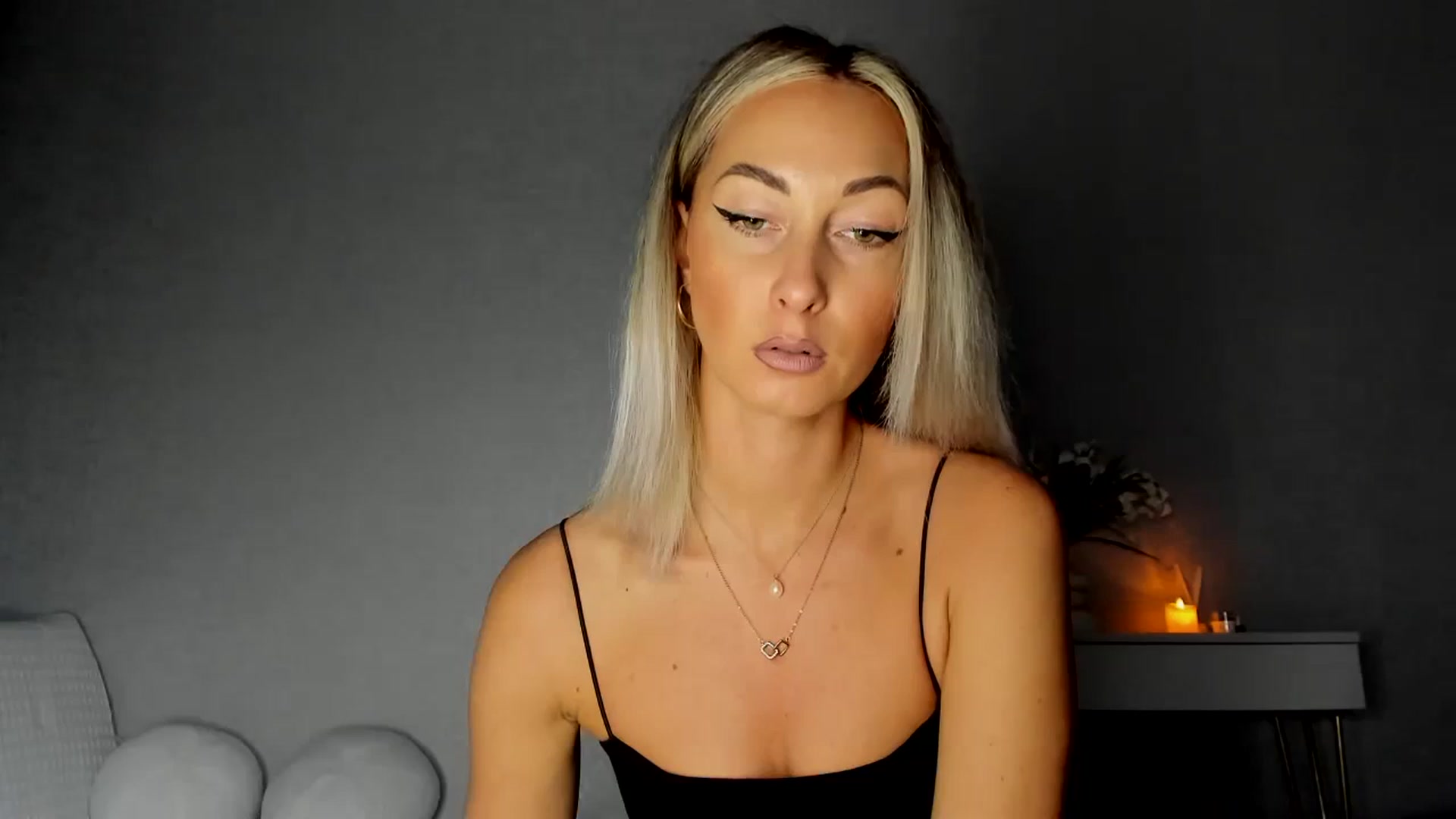 Gallery image thumbnail from Blake_Star's myfreecams stream on, 12/12/2023, 16:27 image 9 of 20