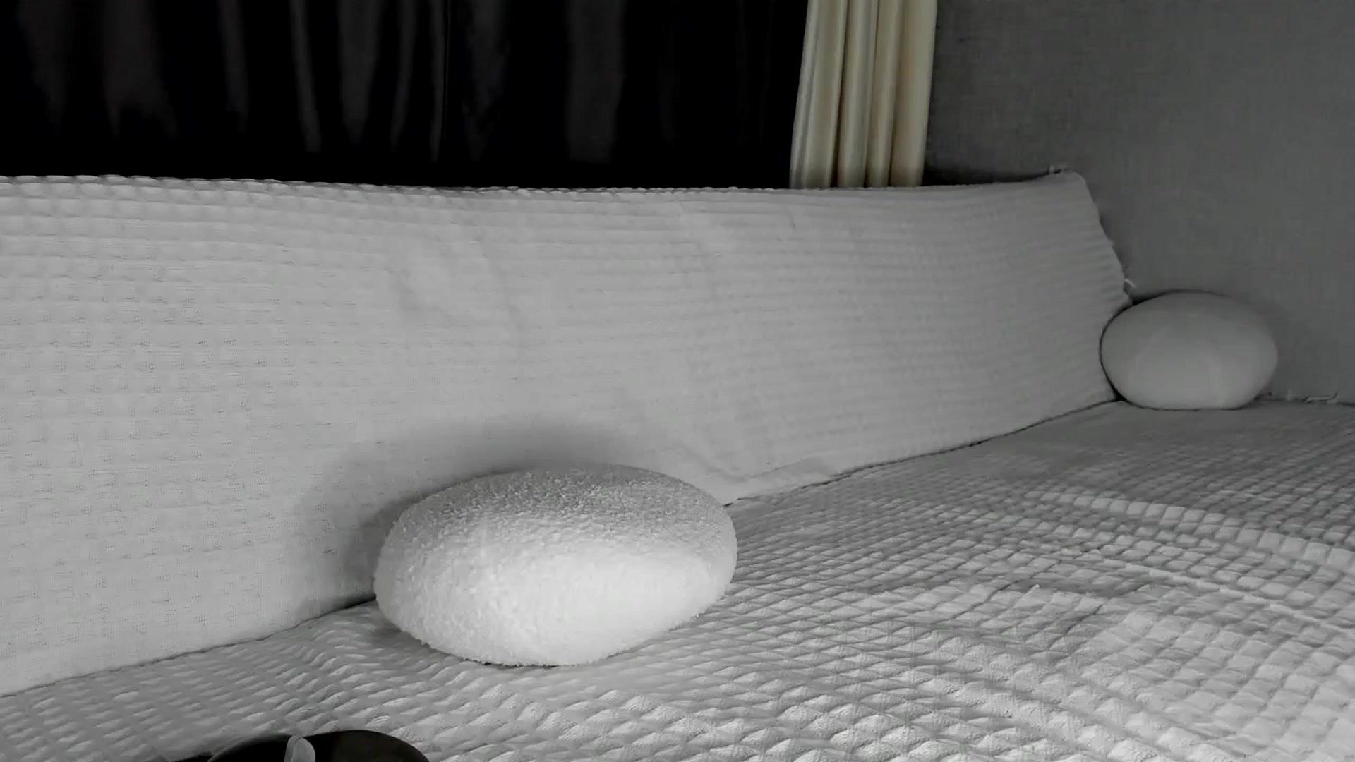 Gallery image thumbnail from Blake_Star's myfreecams stream on, 12/25/2023, 23:43 image 10 of 20