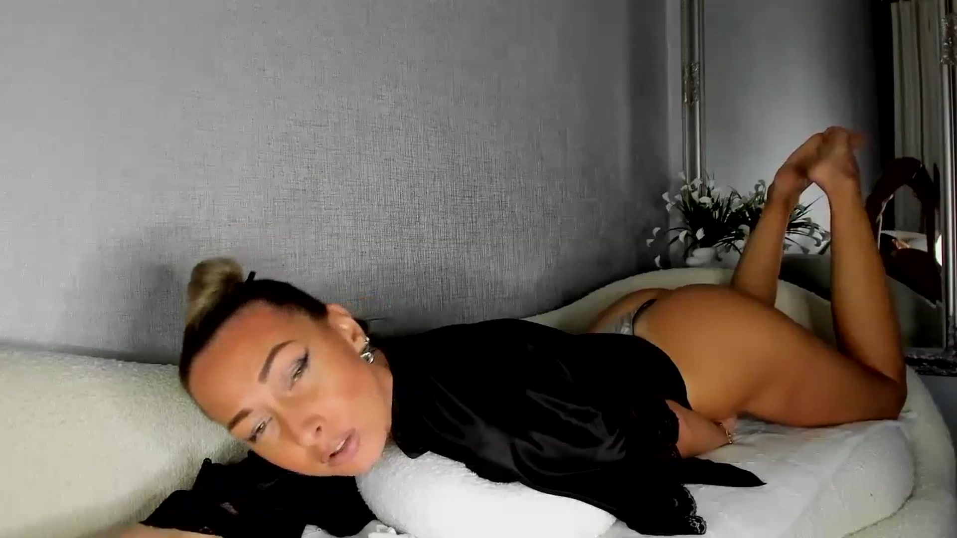 Gallery image thumbnail from Blake_Star's myfreecams stream on, 01/22/2024, 23:33 image 11 of 20