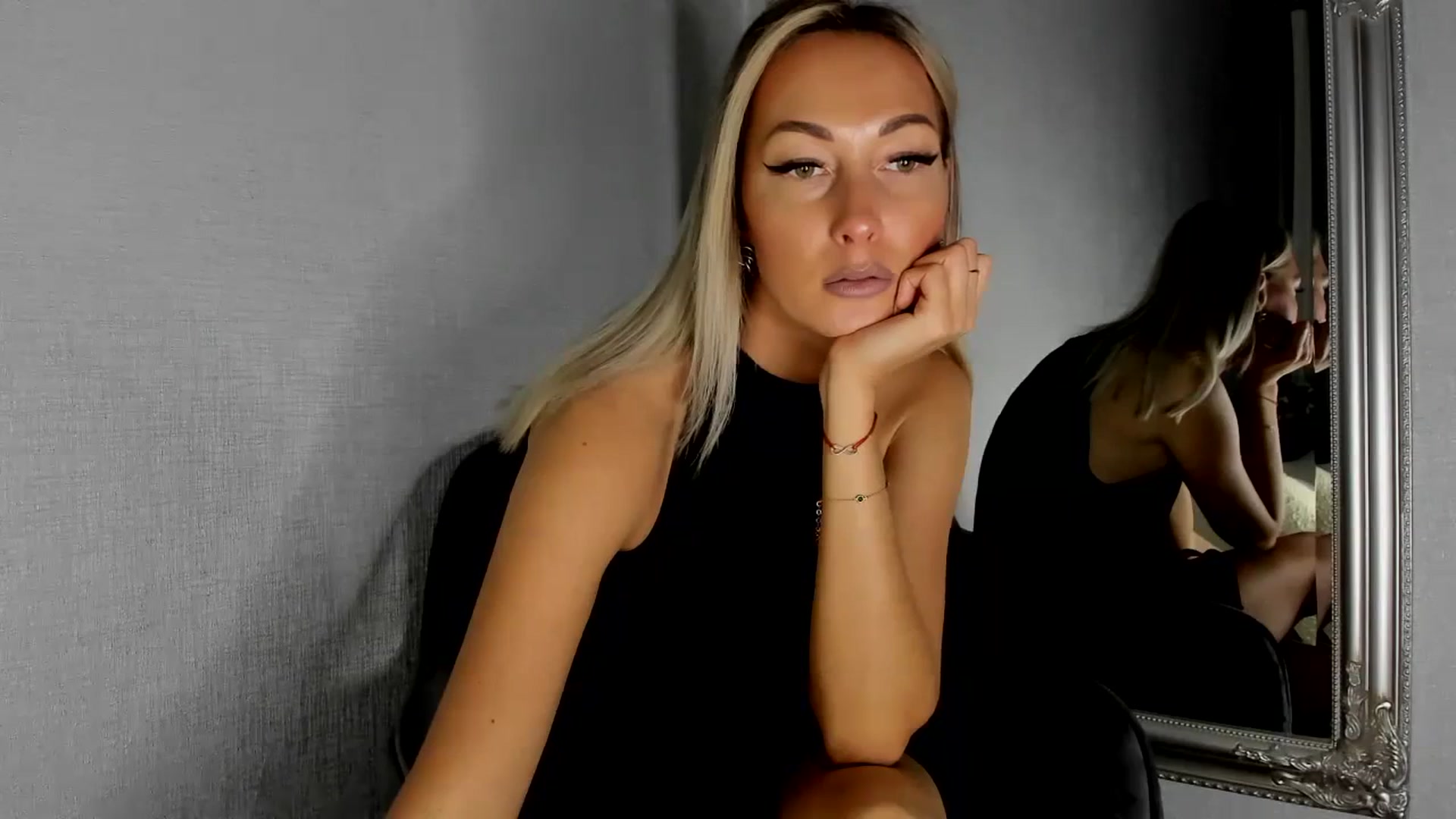 Gallery image thumbnail from Blake_Star's myfreecams stream on, 02/09/2024, 21:45 image 3 of 20