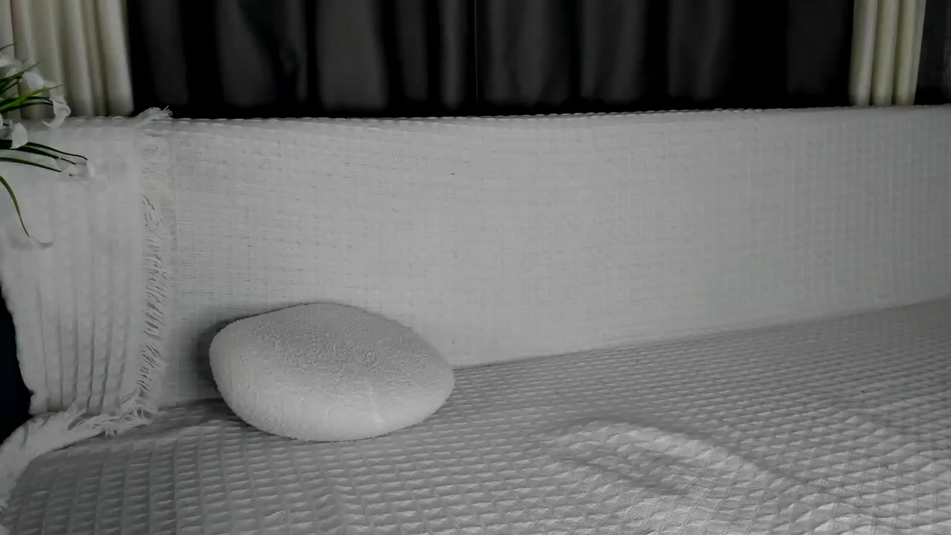 Gallery image thumbnail from Blake_Star's myfreecams stream on, 03/16/2024, 20:59 image 17 of 20