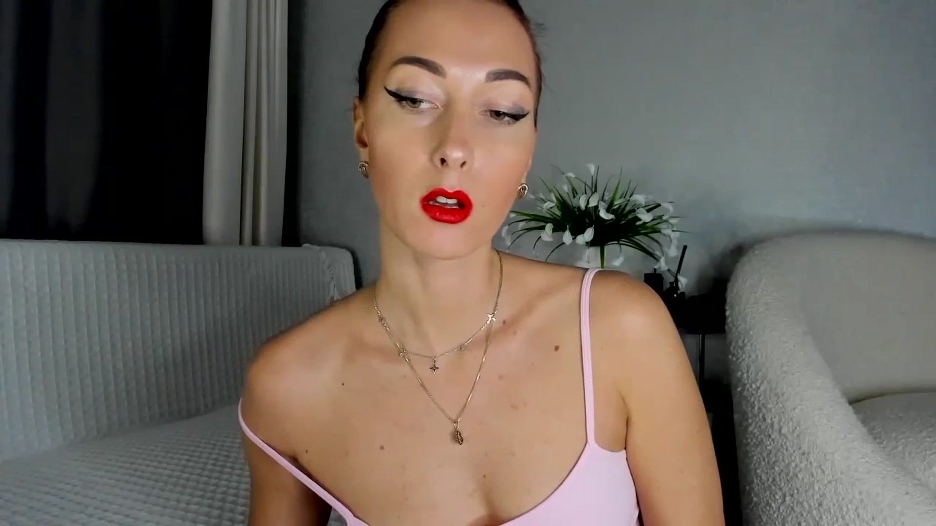 Gallery image thumbnail from Blake_Star's myfreecams stream on, 04/12/2024, 19:26 image 6 of 20