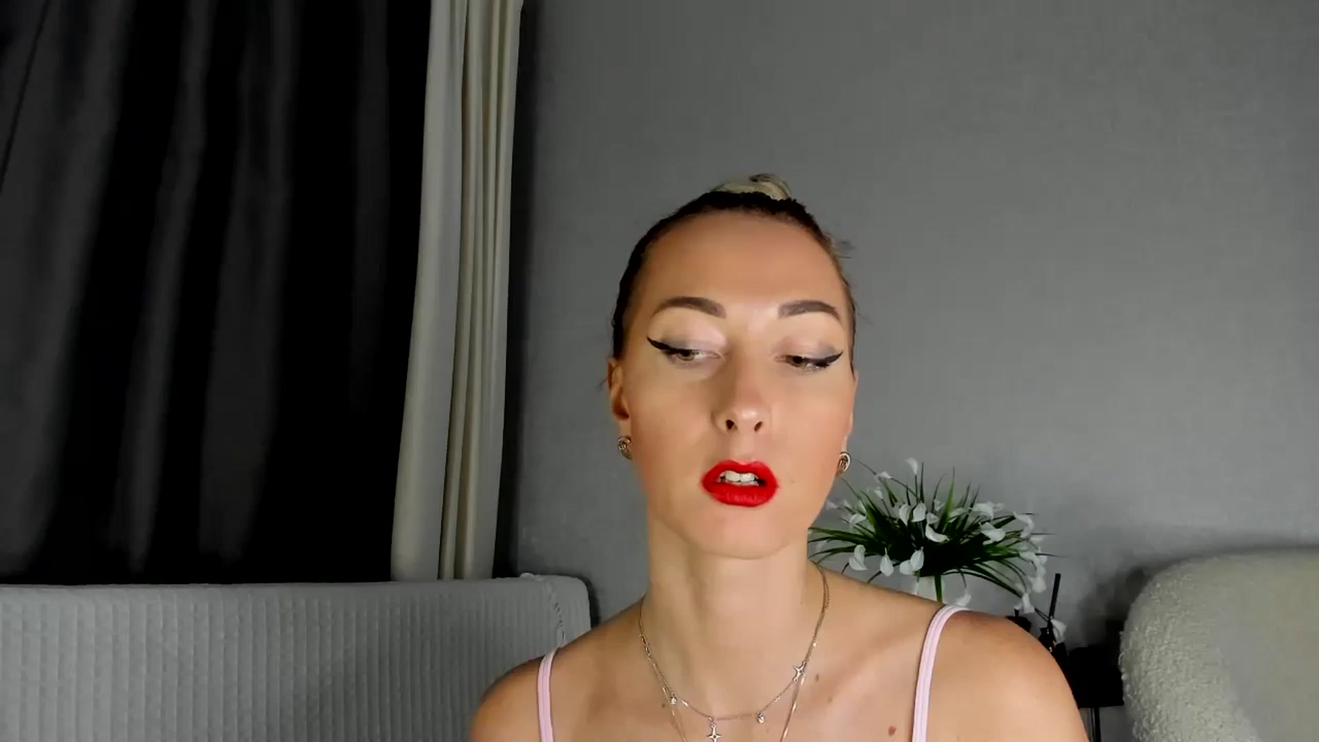 Gallery image thumbnail from Blake_Star's myfreecams stream on, 04/12/2024, 19:26 image 3 of 20