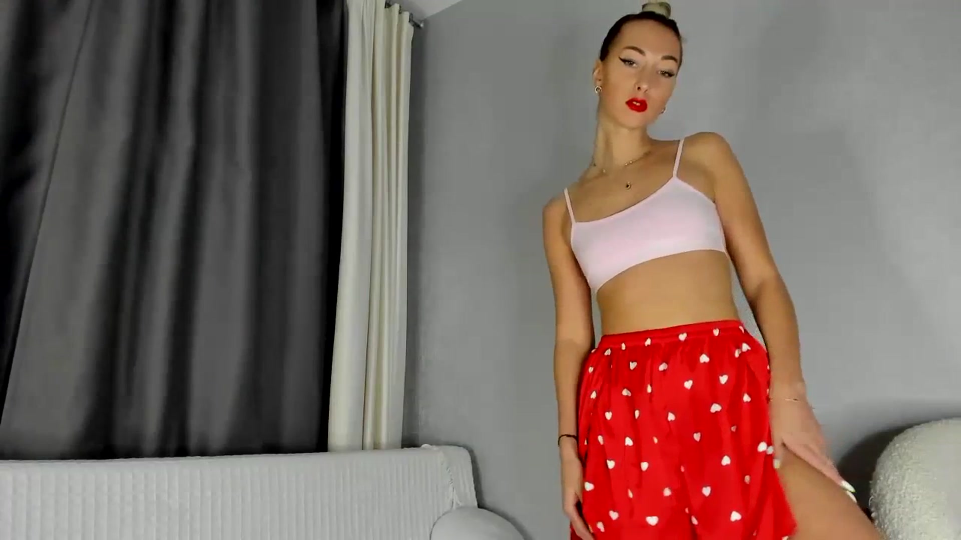 Gallery image thumbnail from Blake_Star's myfreecams stream on, 04/12/2024, 19:26 image 2 of 20