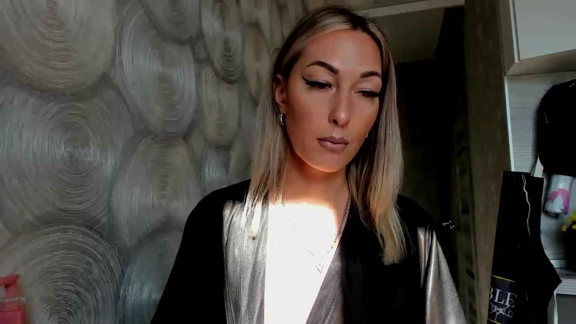 Gallery image thumbnail from Blake_Star's myfreecams stream on, 05/26/2024, 15:27 image 3 of 20