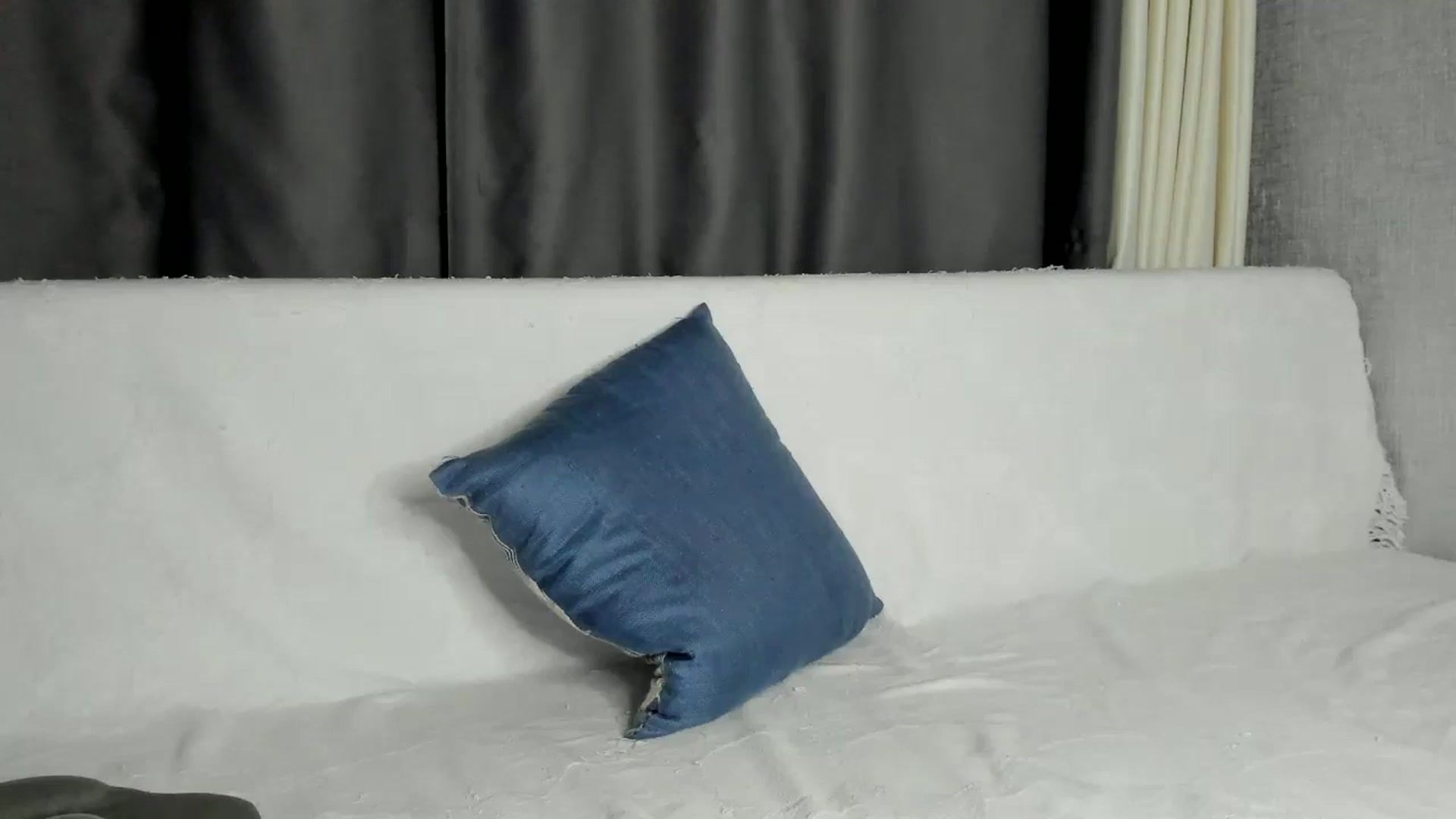 Gallery image thumbnail from Blake_Star's myfreecams stream on, 06/26/2024, 18:17 image 2 of 20