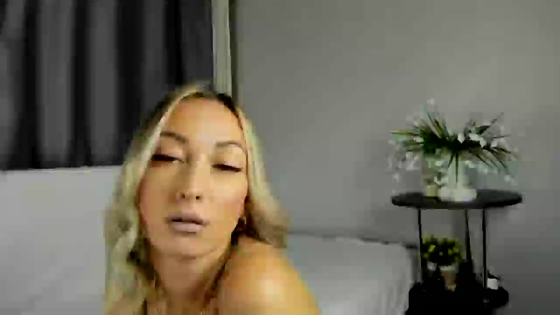 Gallery image thumbnail from Blake_Star's myfreecams stream on, 06/30/2024, 19:52 image 19 of 20