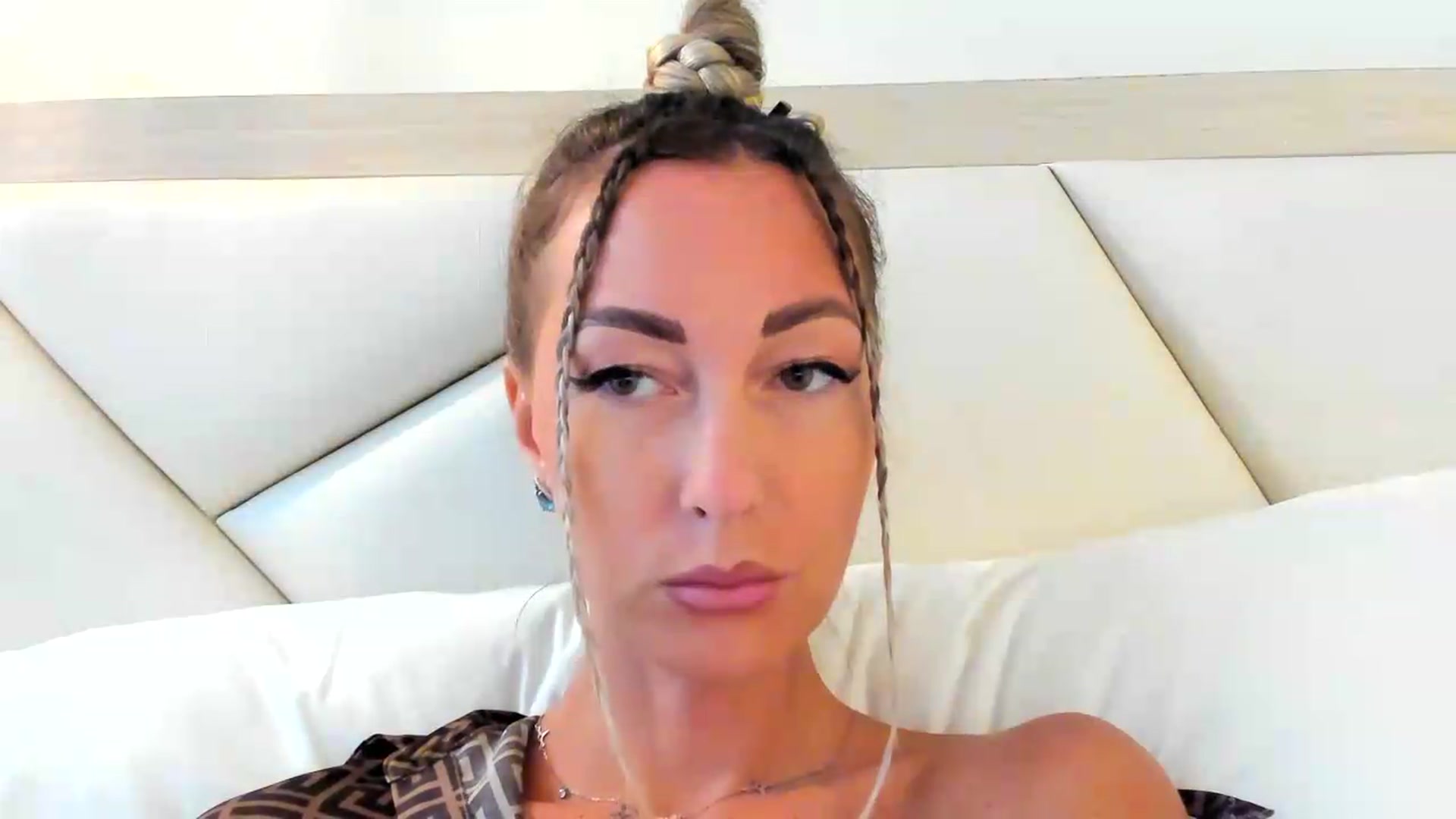 Gallery image thumbnail from Blake_Star's myfreecams stream on, 06/08/2026, 24:39 image 17 of 20