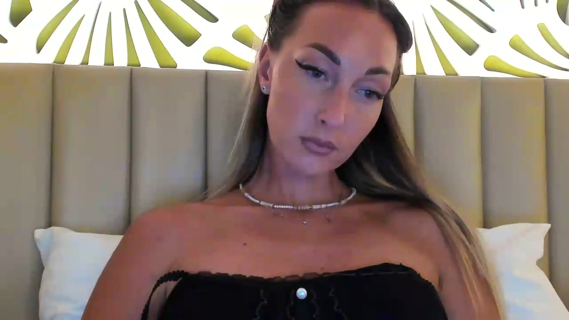 Gallery image thumbnail from Blake_Star's myfreecams stream on, 06/12/2026, 14:02 image 7 of 20