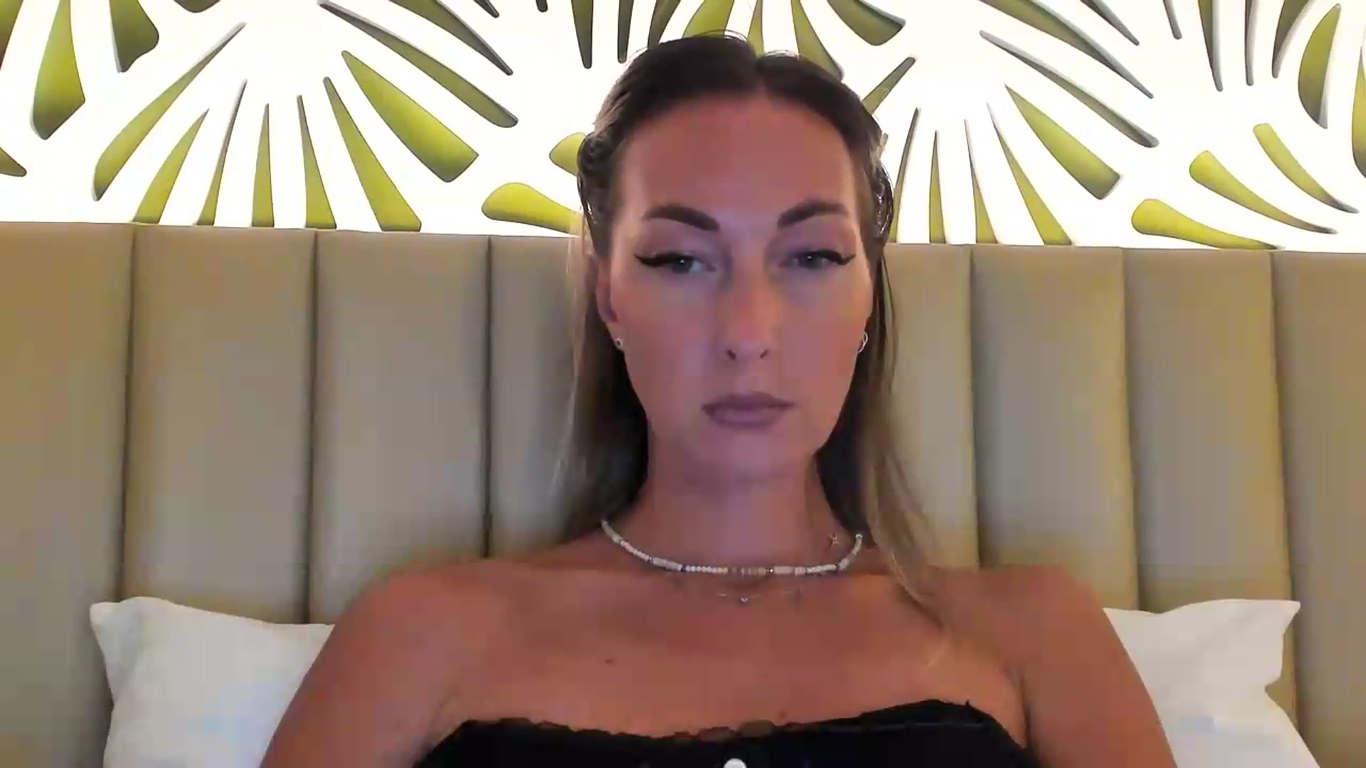 Gallery image thumbnail from Blake_Star's myfreecams stream on, 06/12/2026, 14:02 image 19 of 20