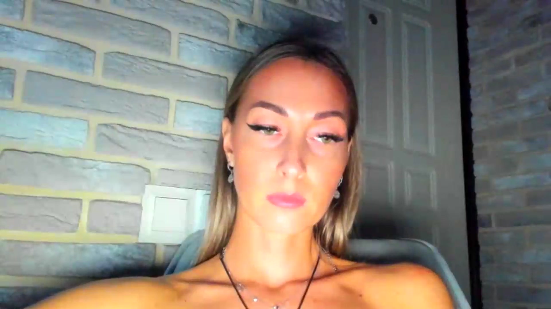 Gallery image thumbnail from Blake_Star's myfreecams stream on, 07/10/2026, 20:34 image 7 of 20