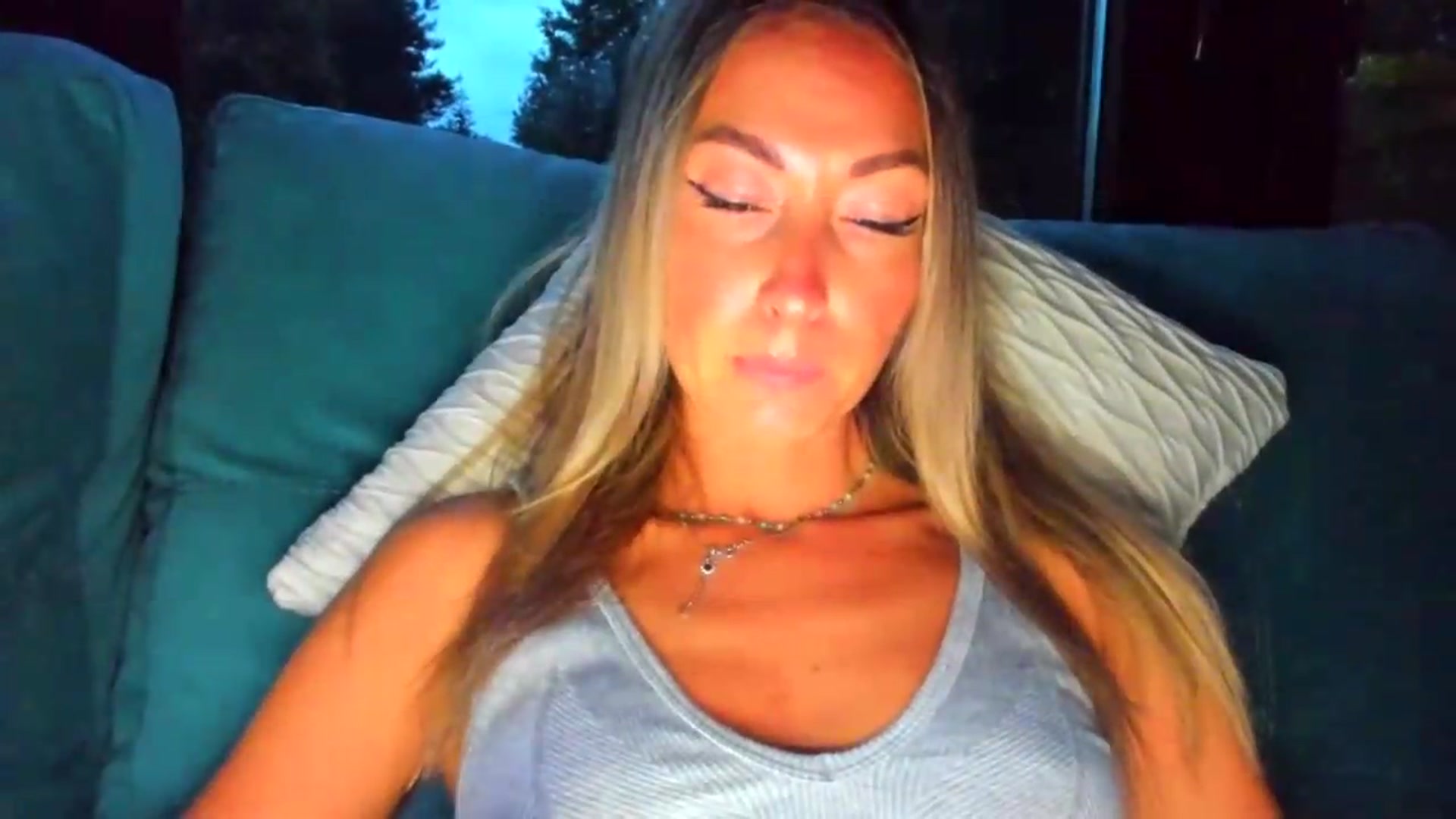 Gallery image thumbnail from Blake_Star's myfreecams stream on, 07/28/2026, 19:09 image 5 of 20
