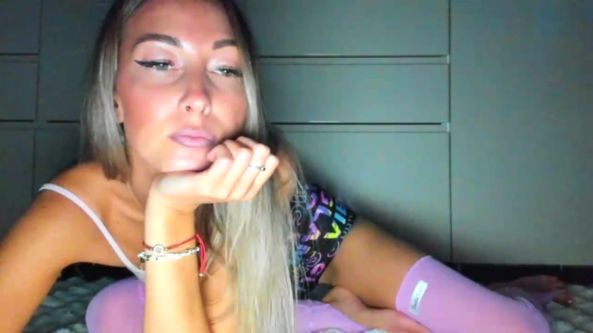 Gallery image thumbnail from Blake_Star's myfreecams stream on, 08/04/2026, 18:48 image 5 of 20