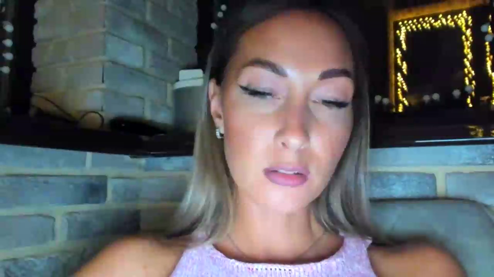 Gallery image thumbnail from Blake_Star's myfreecams stream on, 08/10/2026, 21:40 image 19 of 20