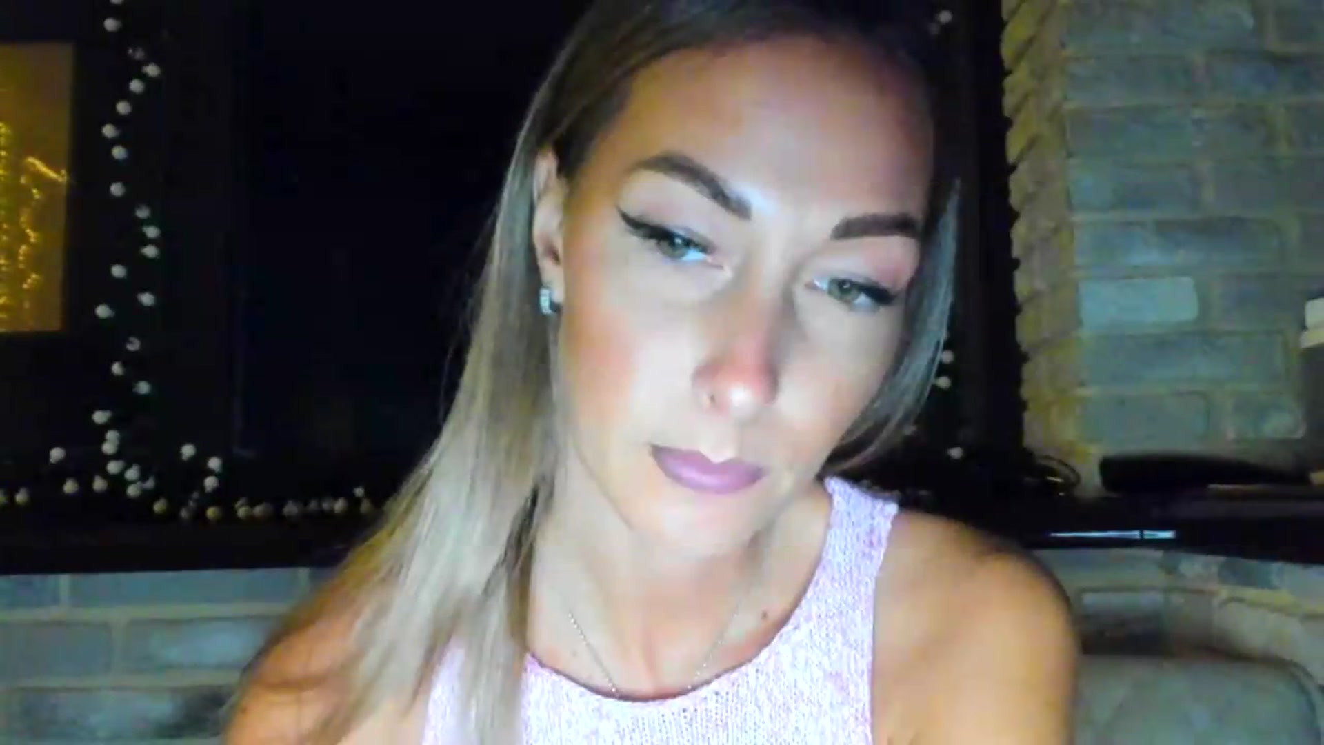 Gallery image thumbnail from Blake_Star's myfreecams stream on, 08/10/2026, 21:40 image 8 of 20