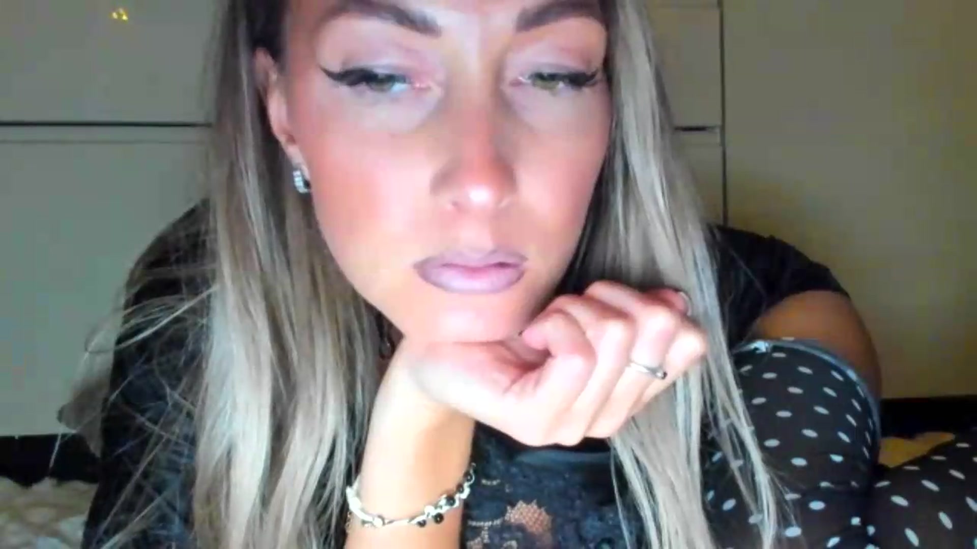 Gallery image thumbnail from Blake_Star's myfreecams stream on, 08/11/2026, 17:42 image 11 of 20