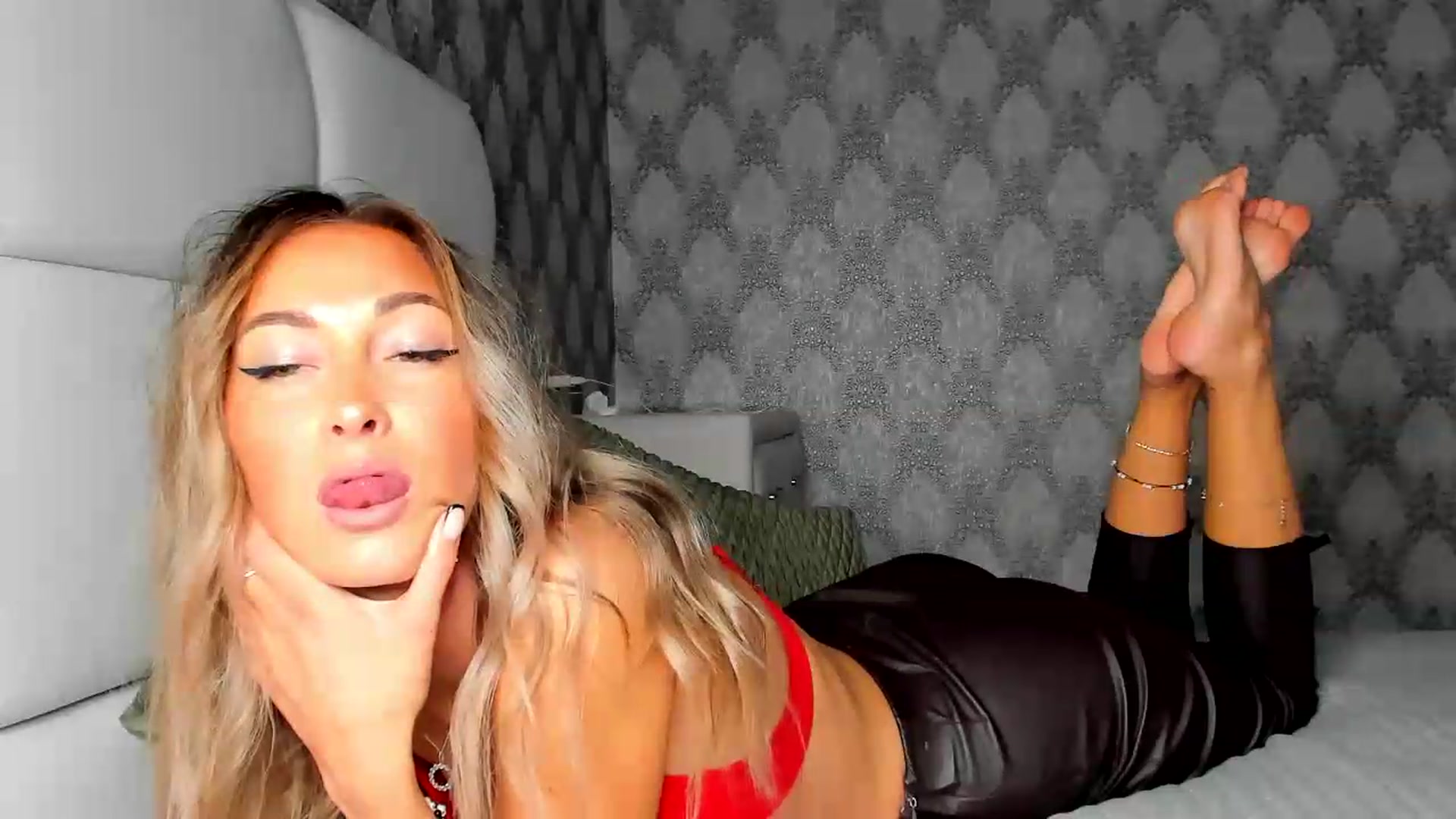 Gallery image thumbnail from Blake_Star's myfreecams stream on, 08/17/2026, 23:03 image 8 of 20