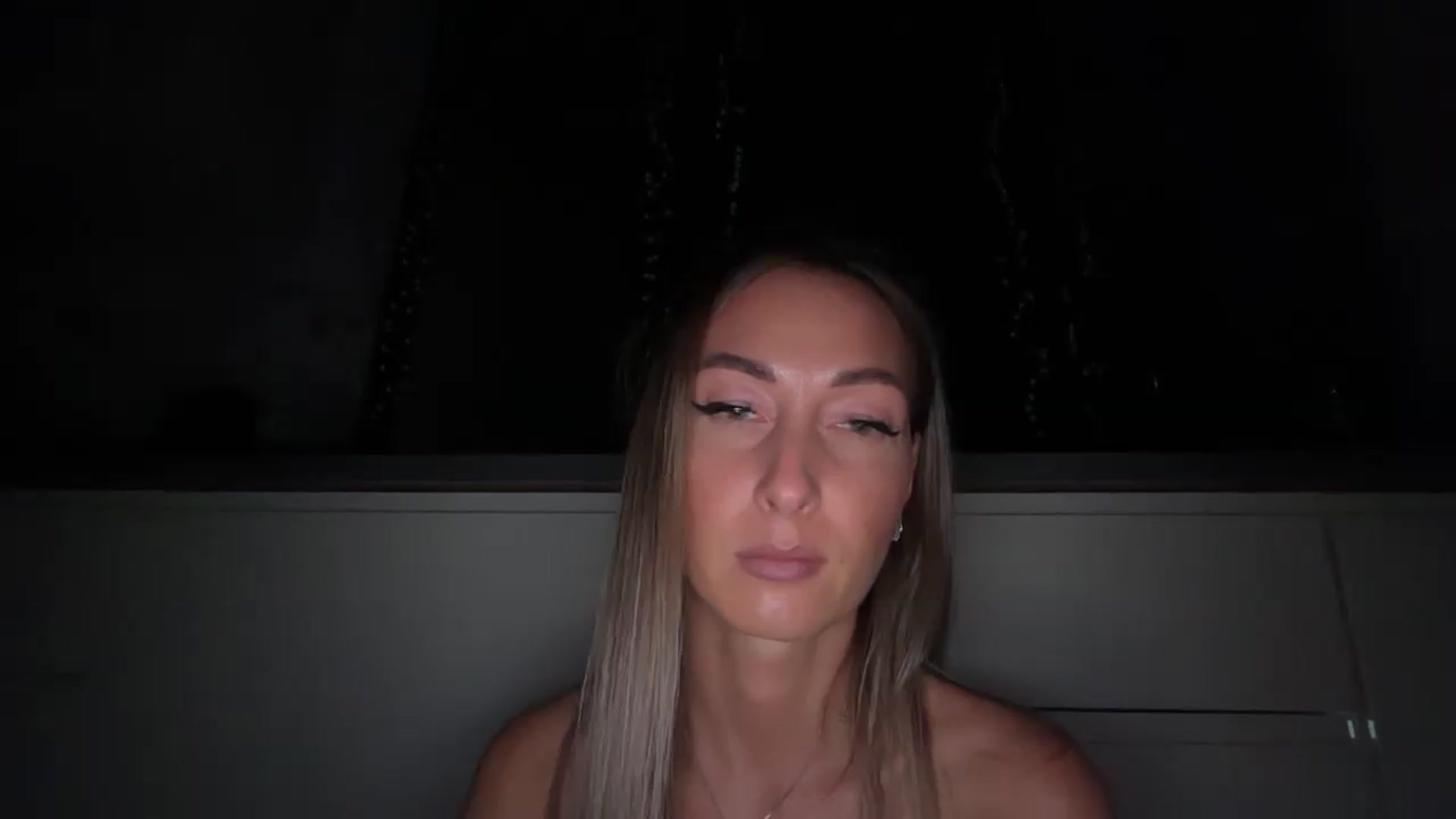 Gallery image thumbnail from Blake_Star's myfreecams stream on, 08/18/2026, 19:44 image 20 of 20