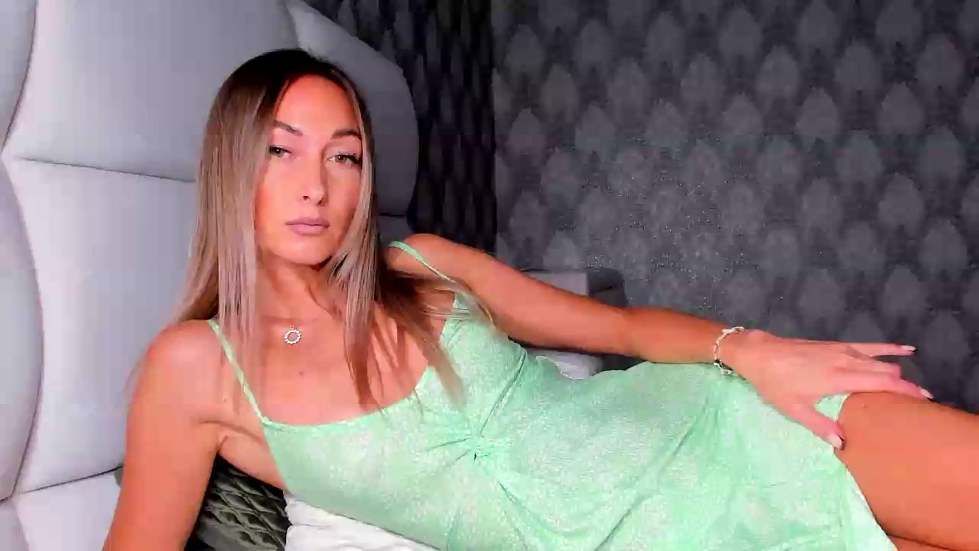 Gallery image thumbnail from Blake_Star's myfreecams stream on, 08/18/2026, 23:13 image 1 of 20