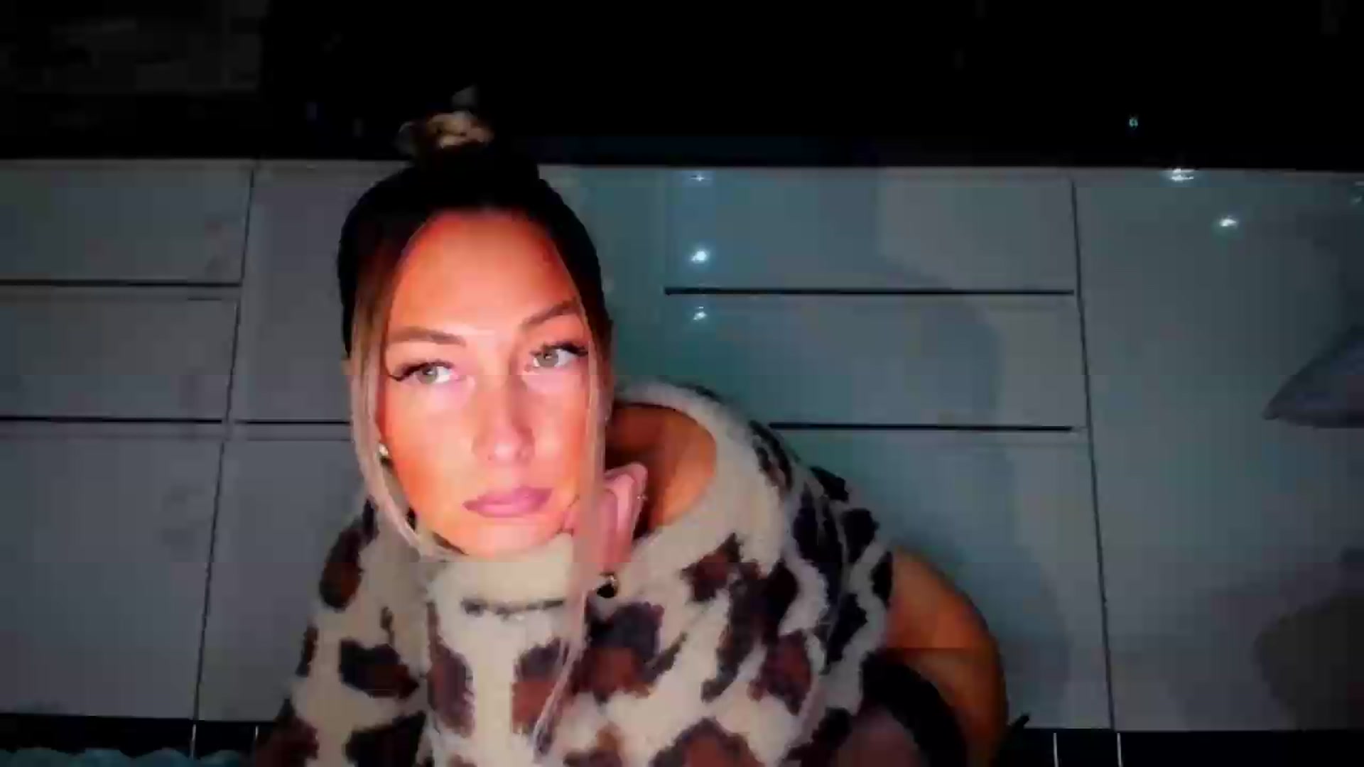 Gallery image thumbnail from Blake_Star's myfreecams stream on, 09/11/2026, 17:45 image 1 of 20