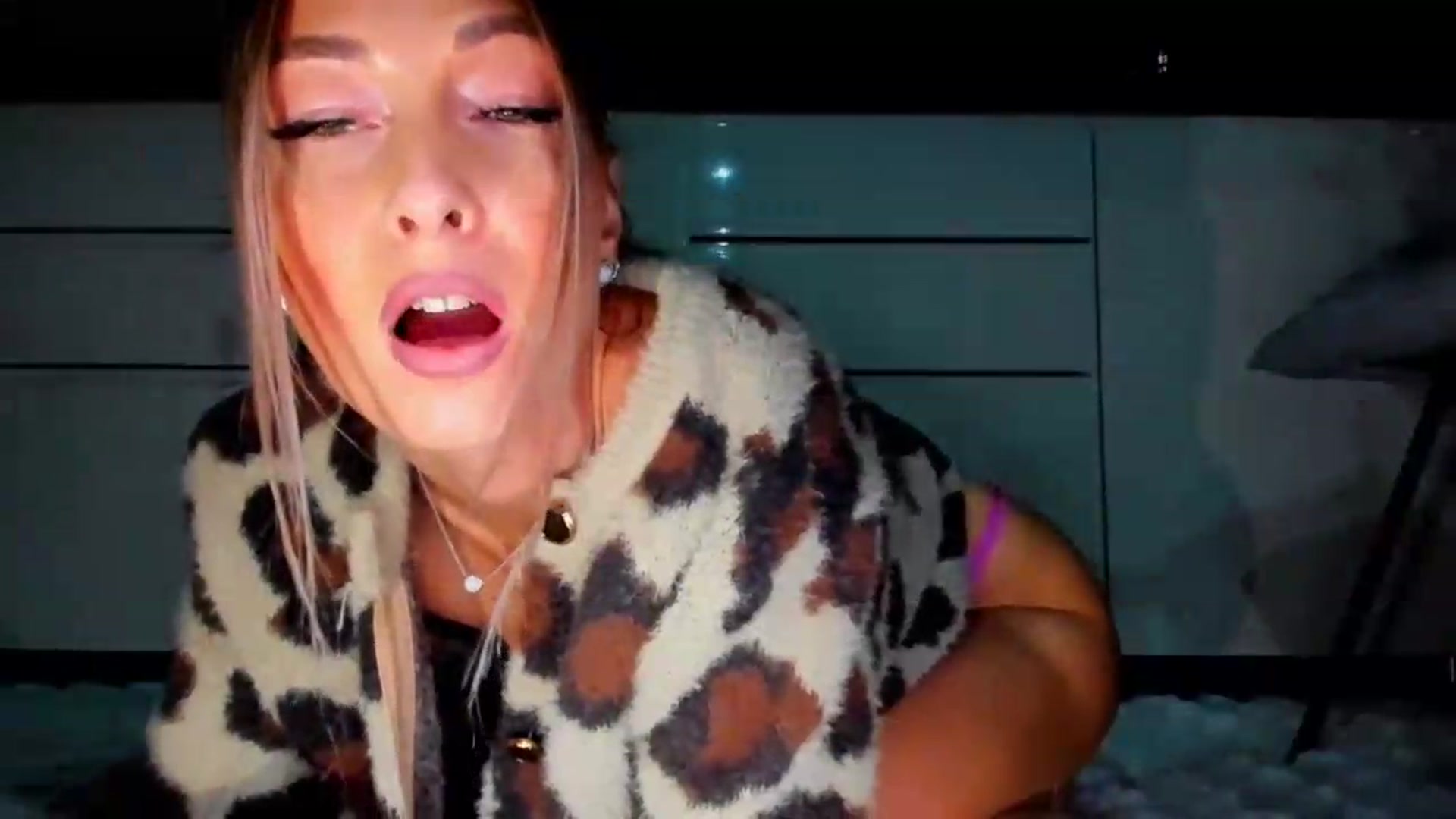 Gallery image thumbnail from Blake_Star's myfreecams stream on, 09/11/2026, 20:11 image 5 of 20