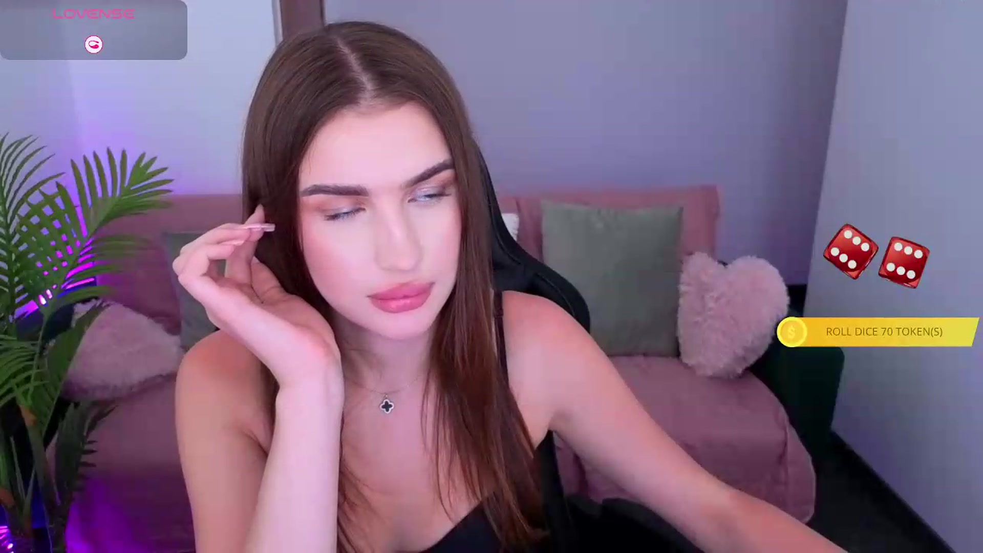 Gallery image thumbnail from Blare's myfreecams stream on, 08/22/2026, 20:00 image 7 of 20