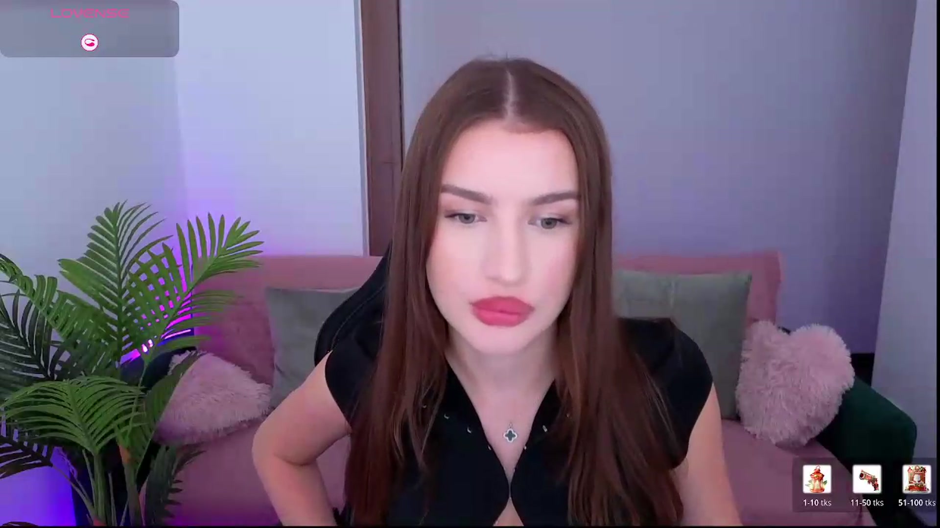 Gallery image thumbnail from Blare's myfreecams stream on, 08/27/2026, 17:55 image 9 of 20