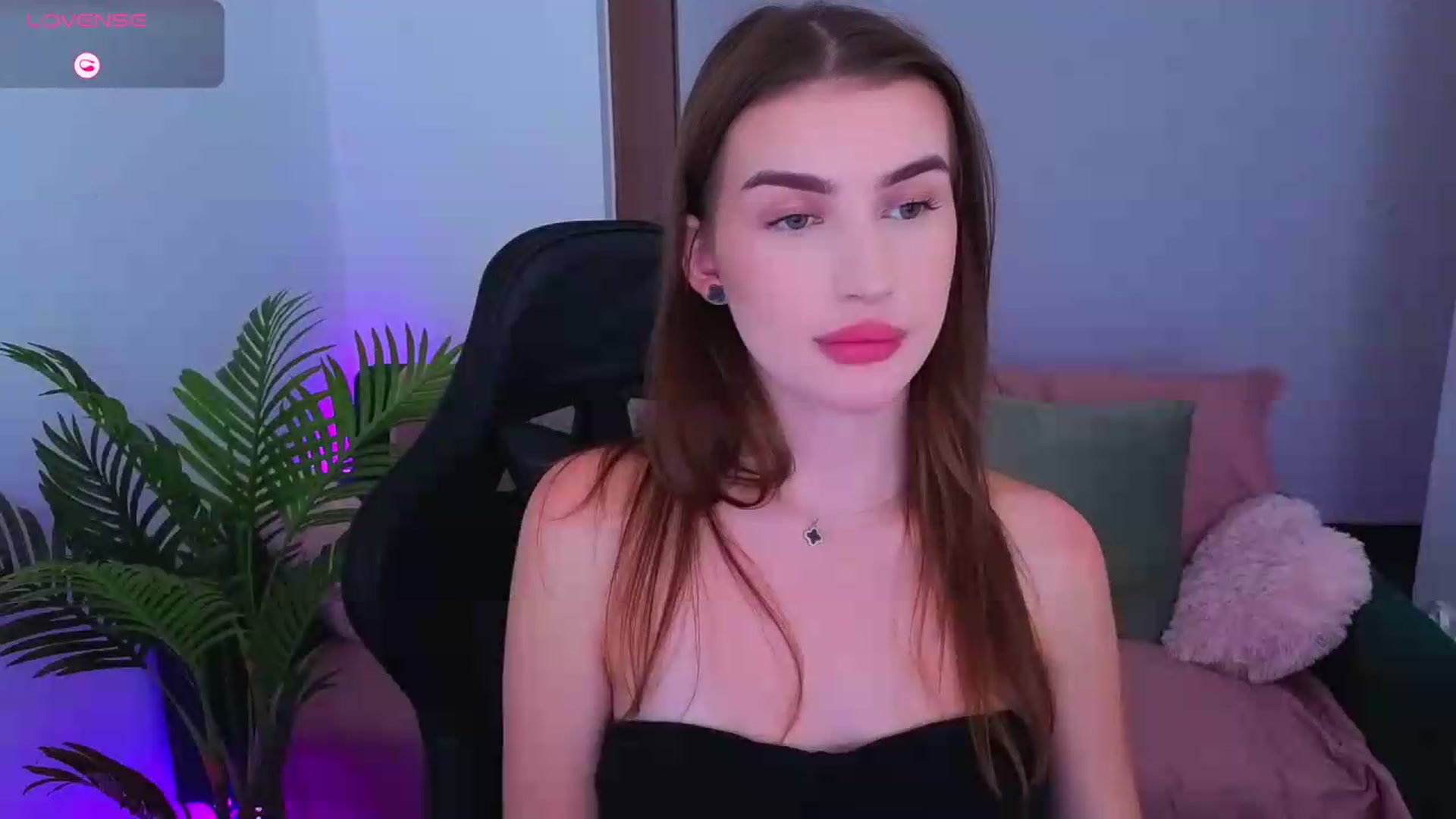 Gallery image thumbnail from Blare's myfreecams stream on, 09/04/2026, 17:24 image 13 of 20