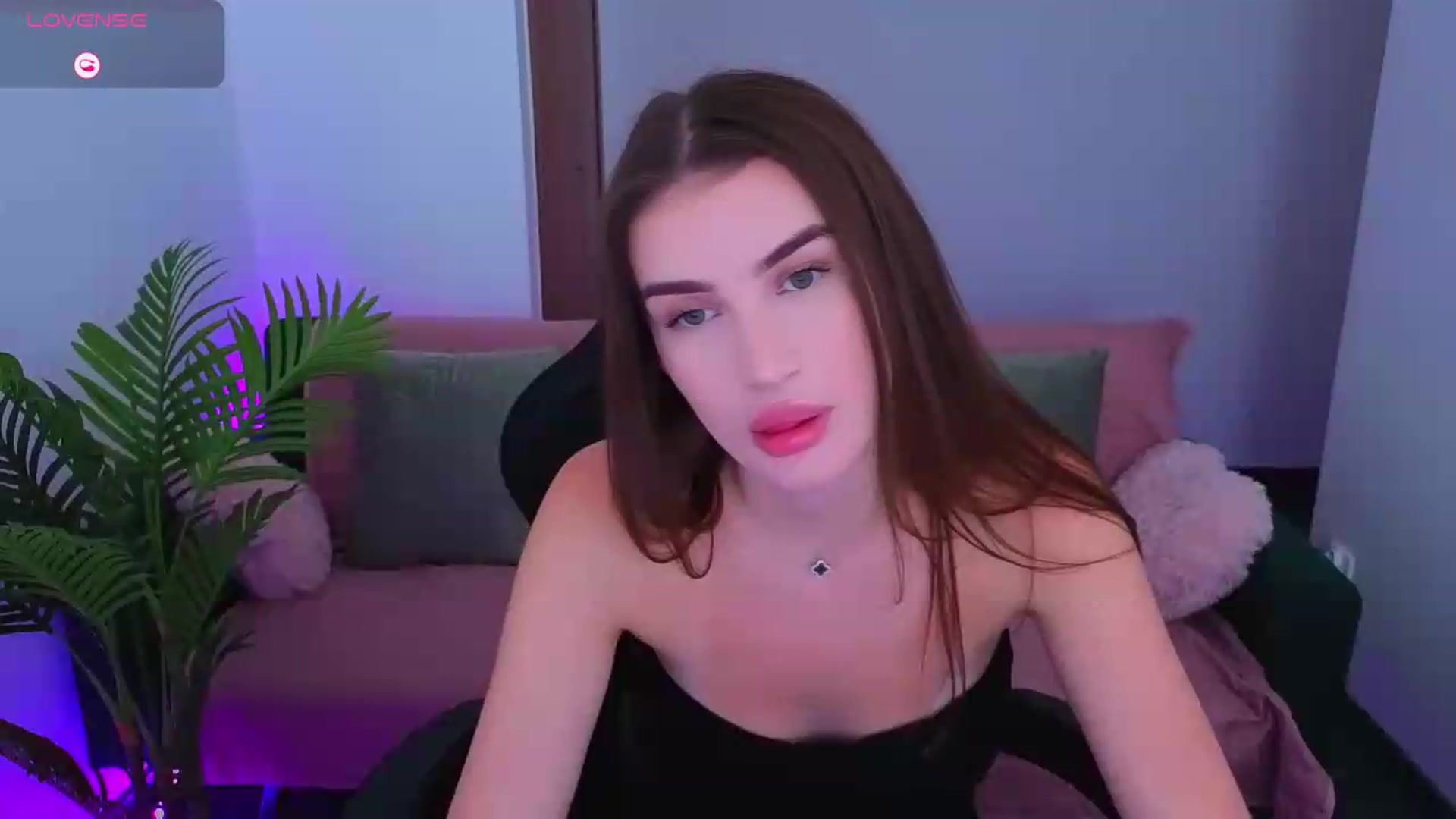Gallery image thumbnail from Blare's myfreecams stream on, 09/04/2026, 17:57 image 11 of 20