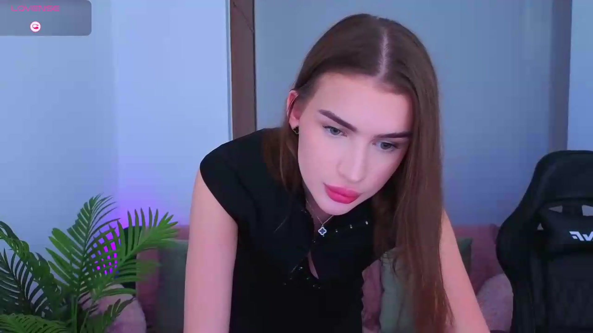 Gallery image thumbnail from Blare's myfreecams stream on, 09/05/2026, 13:17 image 16 of 20