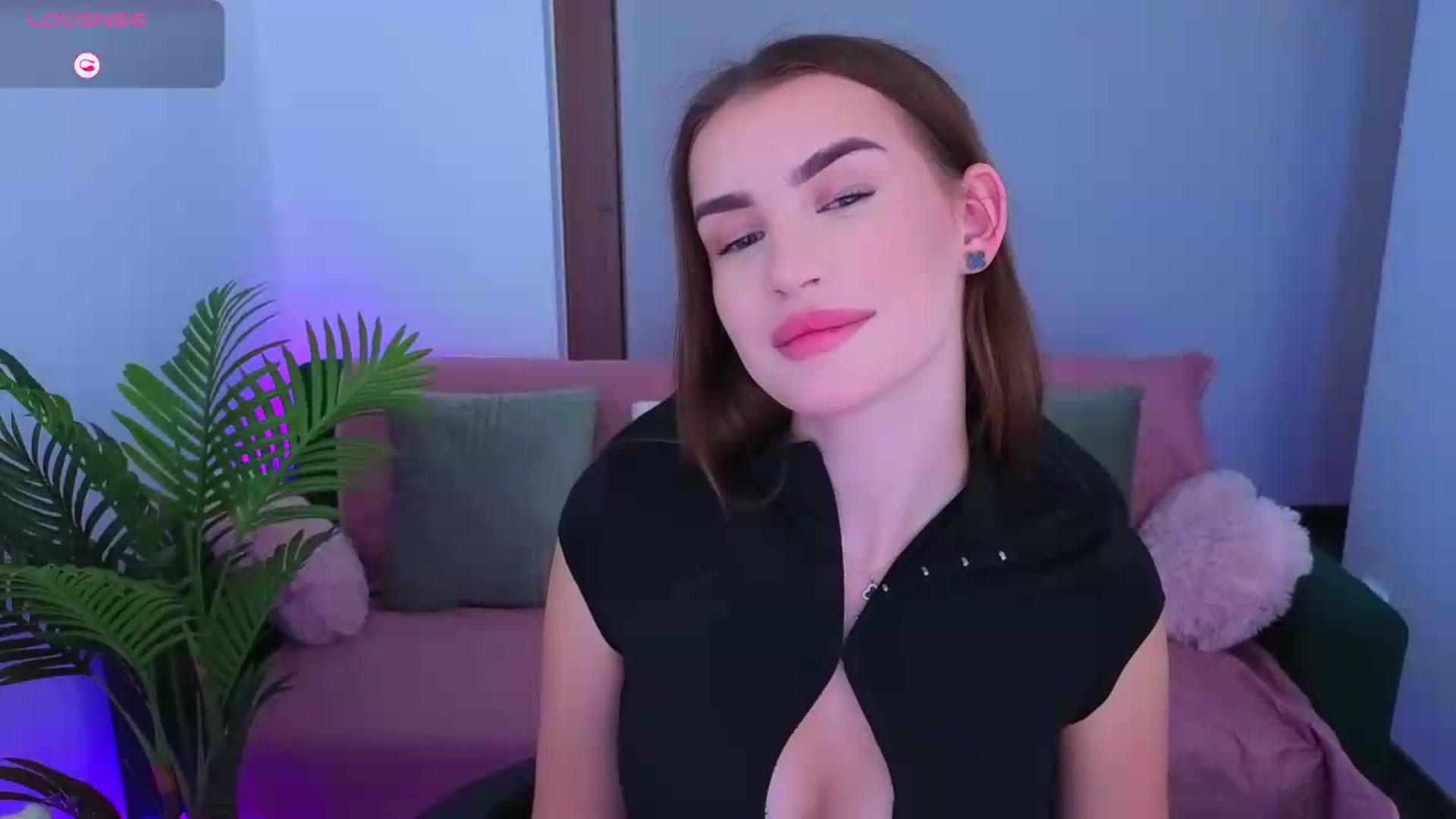 Gallery image thumbnail from Blare's myfreecams stream on, 09/05/2026, 13:17 image 17 of 20