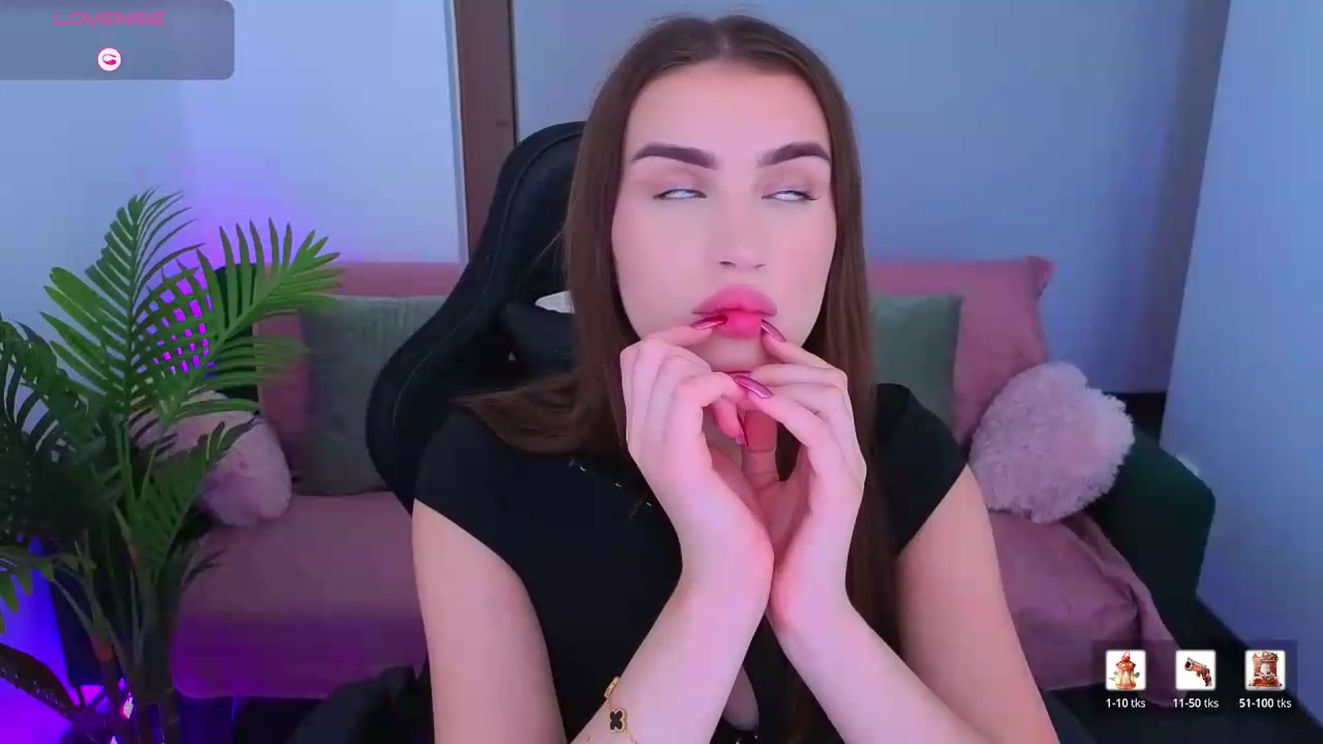 Gallery image thumbnail from Blare's myfreecams stream on, 09/05/2026, 14:13 image 18 of 20